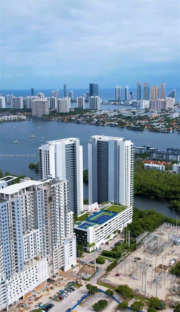 16385 Biscayne Blvd North Miami Beach, FL 33160