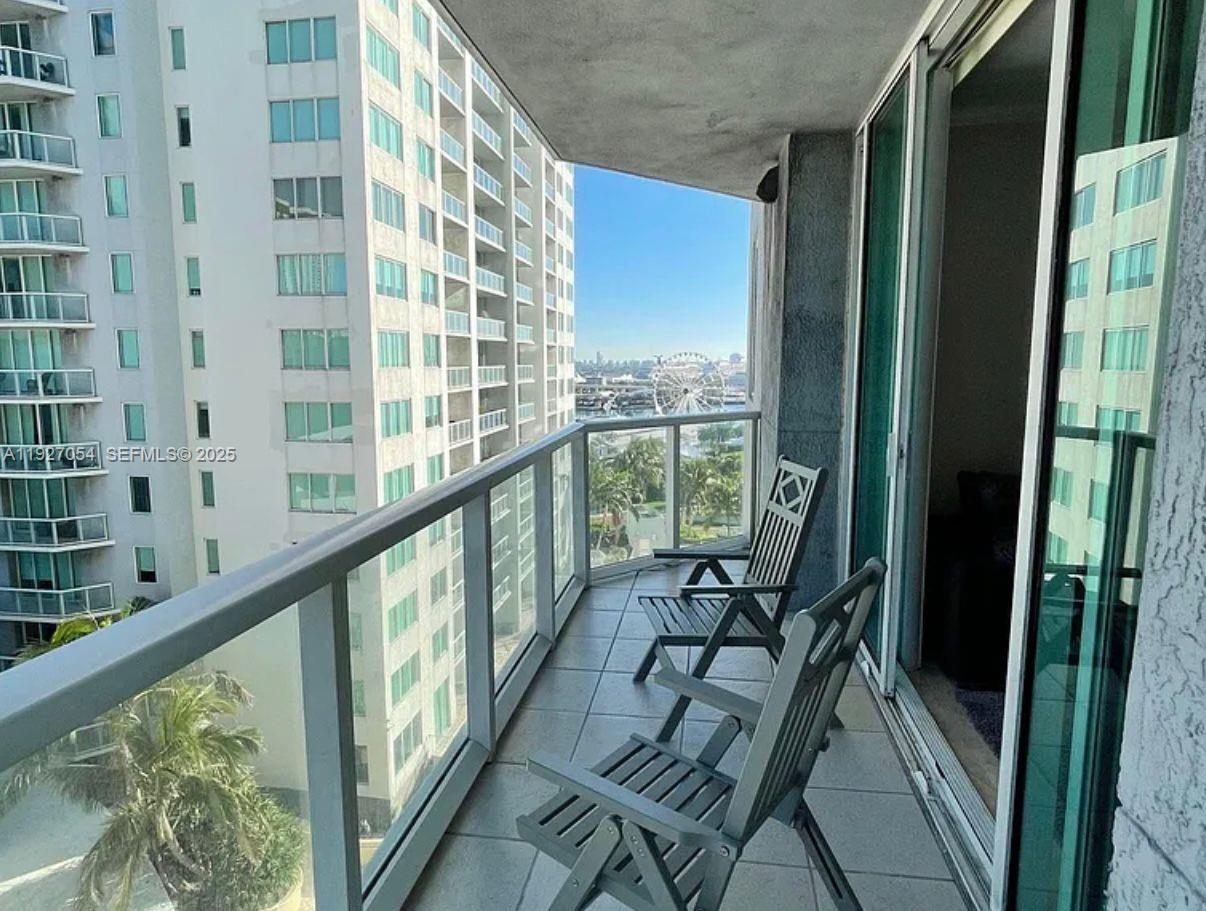 image Vizcayne South12