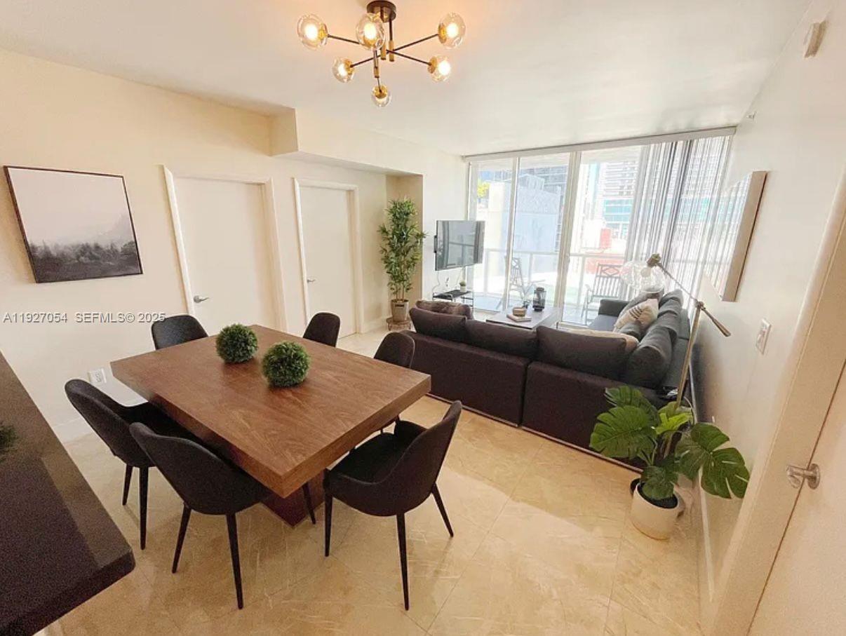 image Vizcayne South1