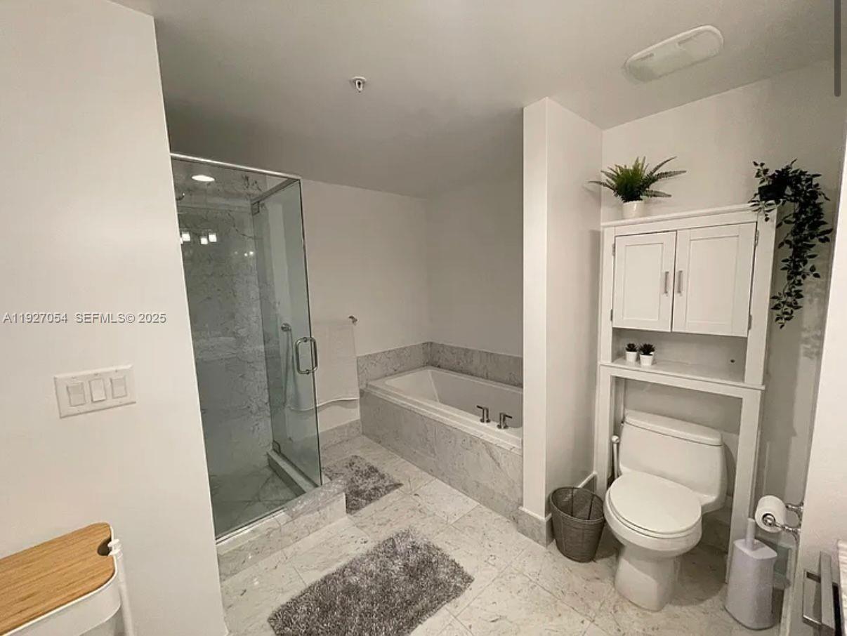 image Vizcayne South5