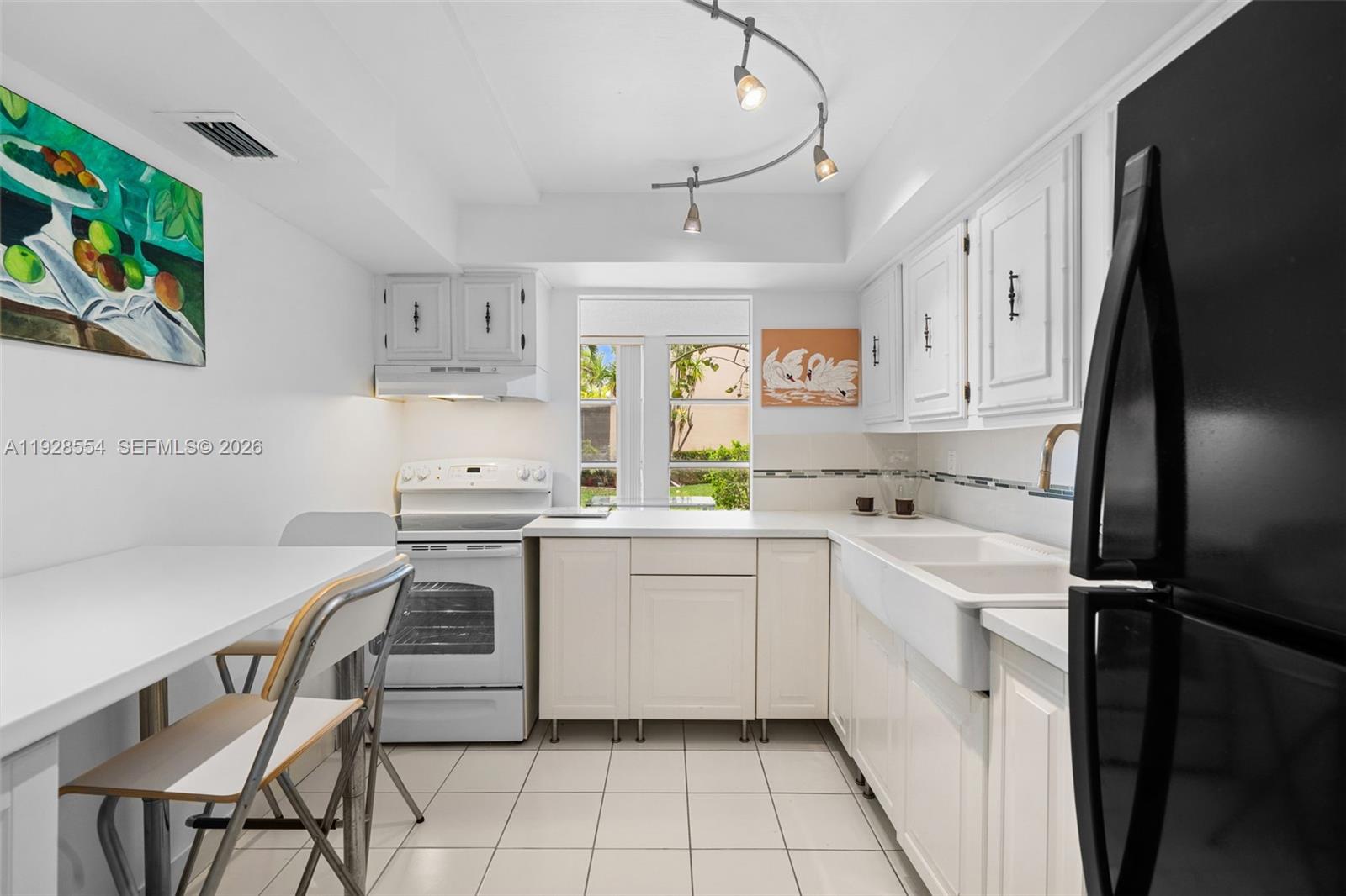 2101 Atlantic Shores Blvd #118 Hallandale Beach, FL 33009