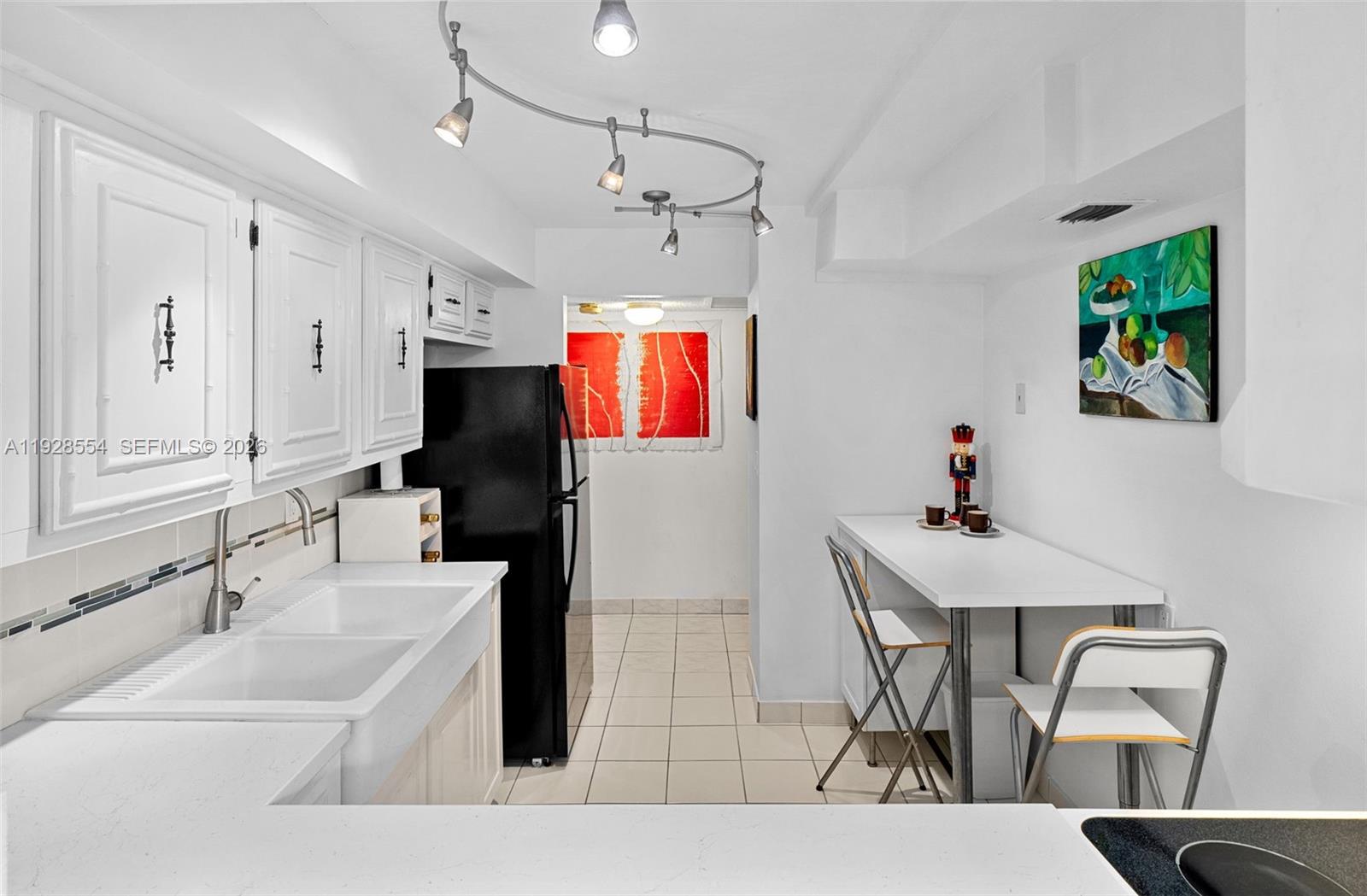 2101 Atlantic Shores Blvd #118 Hallandale Beach, FL 33009