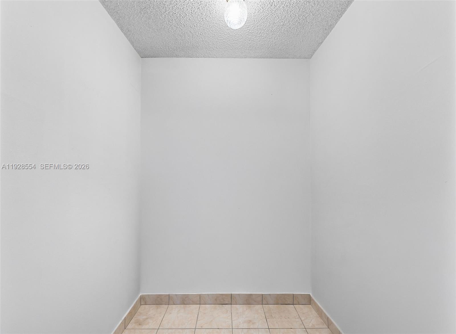 2101 Atlantic Shores Blvd #118 Hallandale Beach, FL 33009