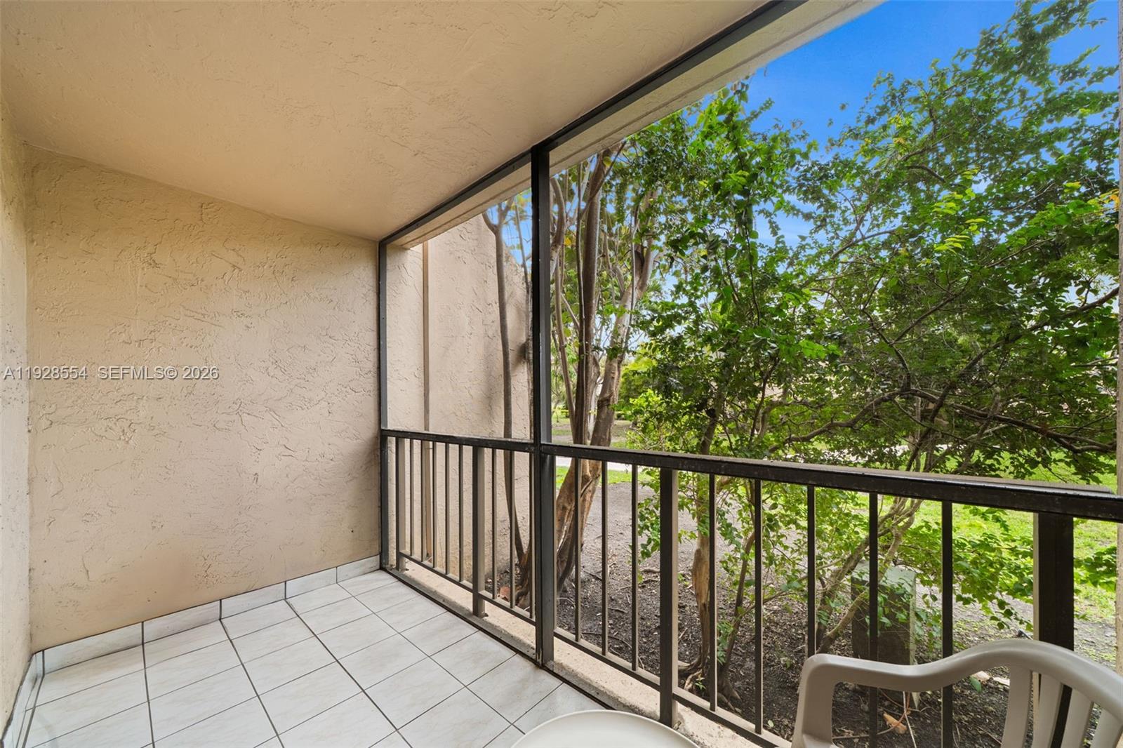 2101 Atlantic Shores Blvd #118 Hallandale Beach, FL 33009