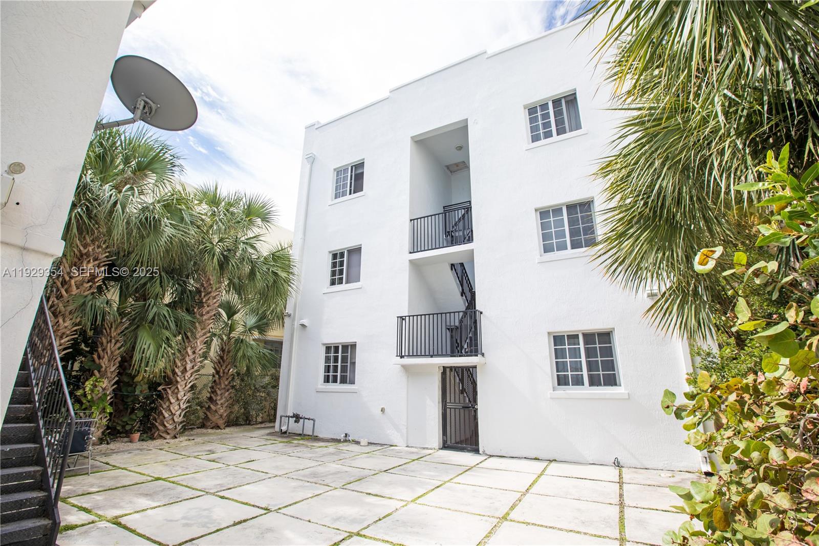 1345 Pennsylvania Ave Miami Beach, FL 33139