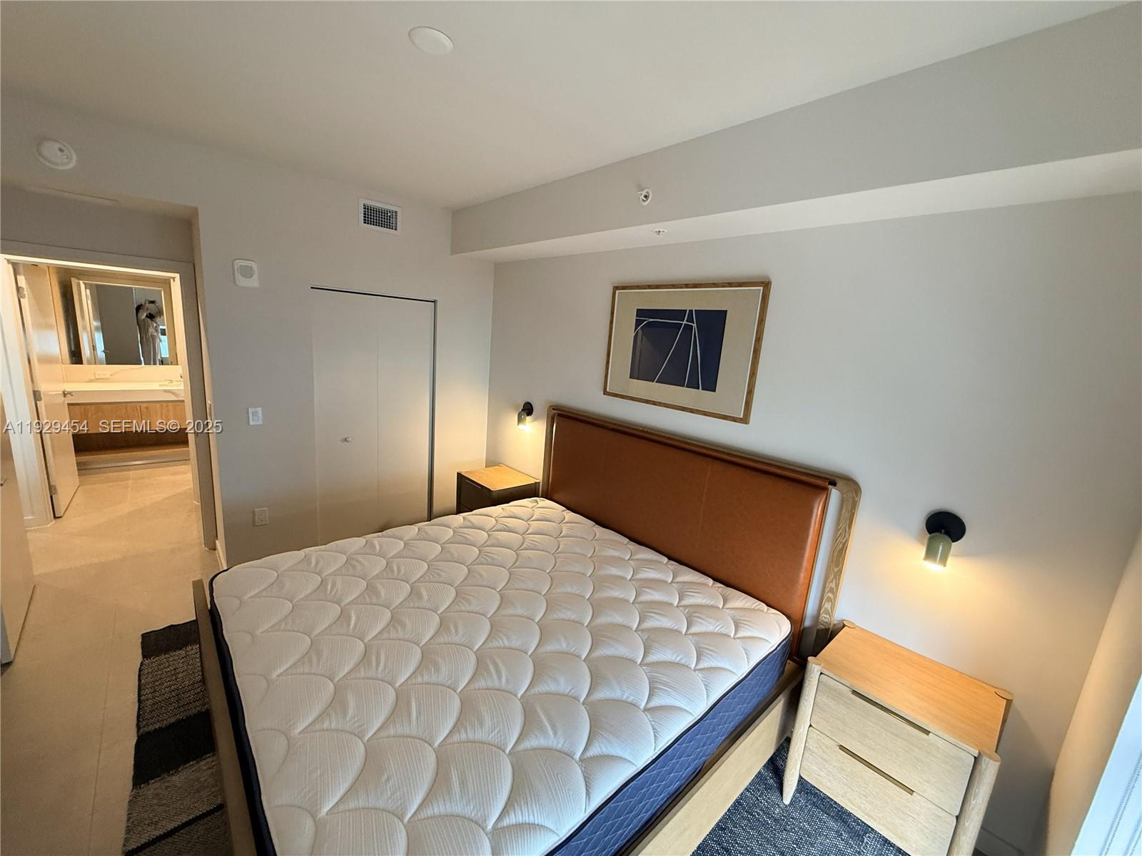 11 NE 6th #1905 Miami, FL 33132