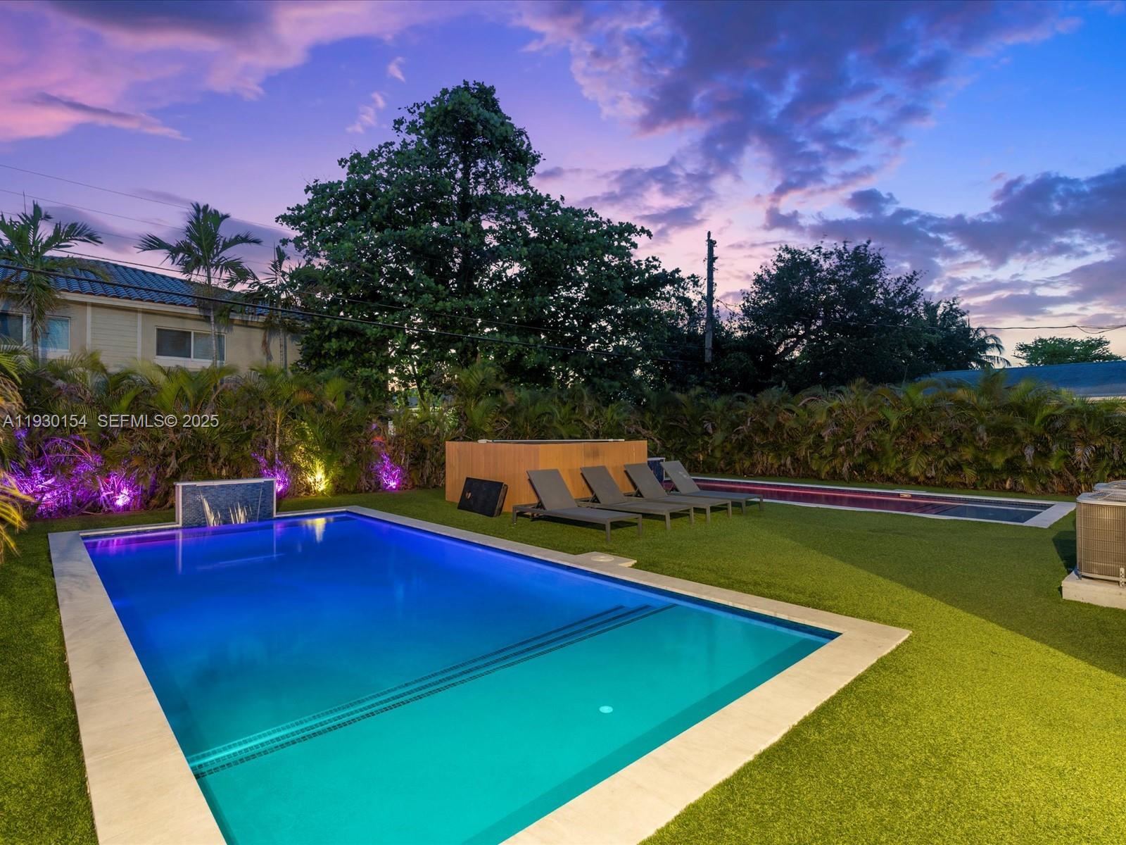 817-819 NW 1st Ave Fort Lauderdale, FL 33311