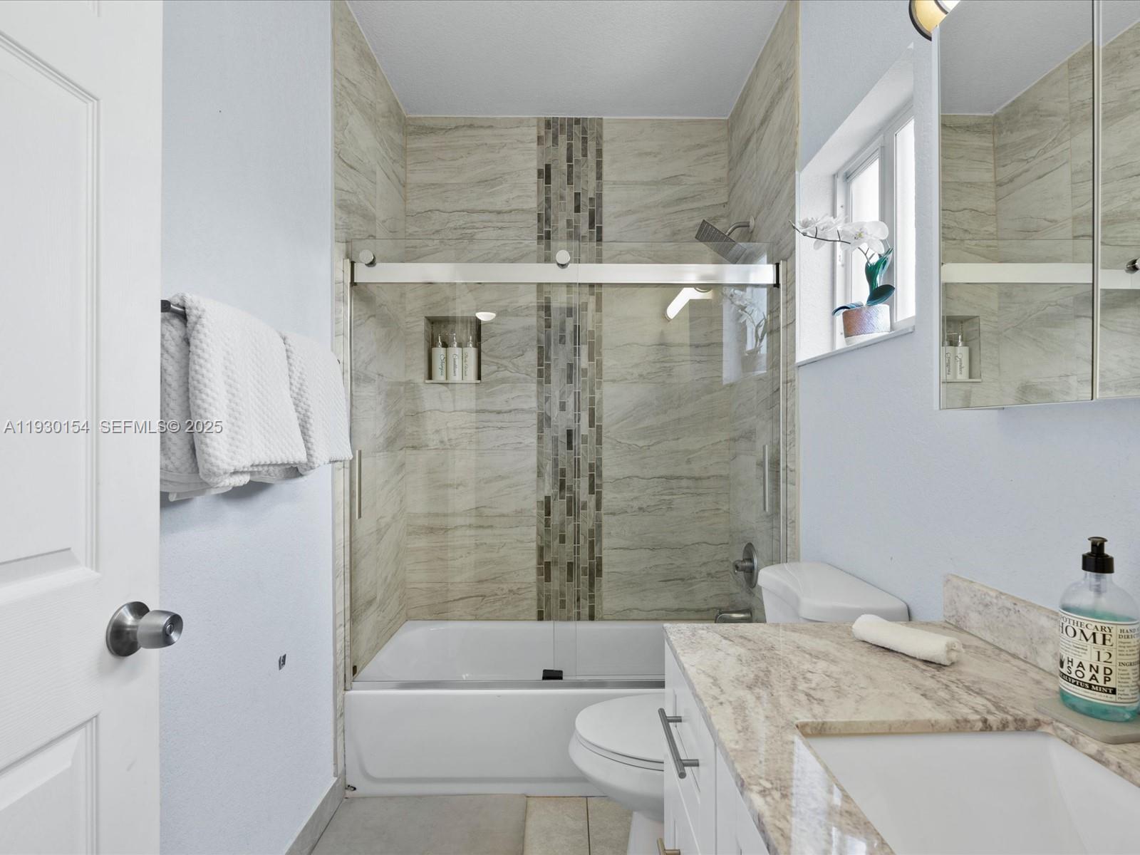 817-819 NW 1st Ave Fort Lauderdale, FL 33311