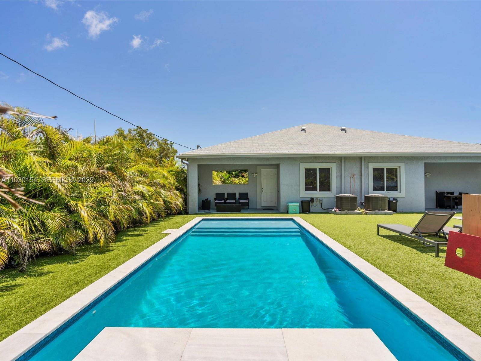 817-819 NW 1st Ave Fort Lauderdale, FL 33311