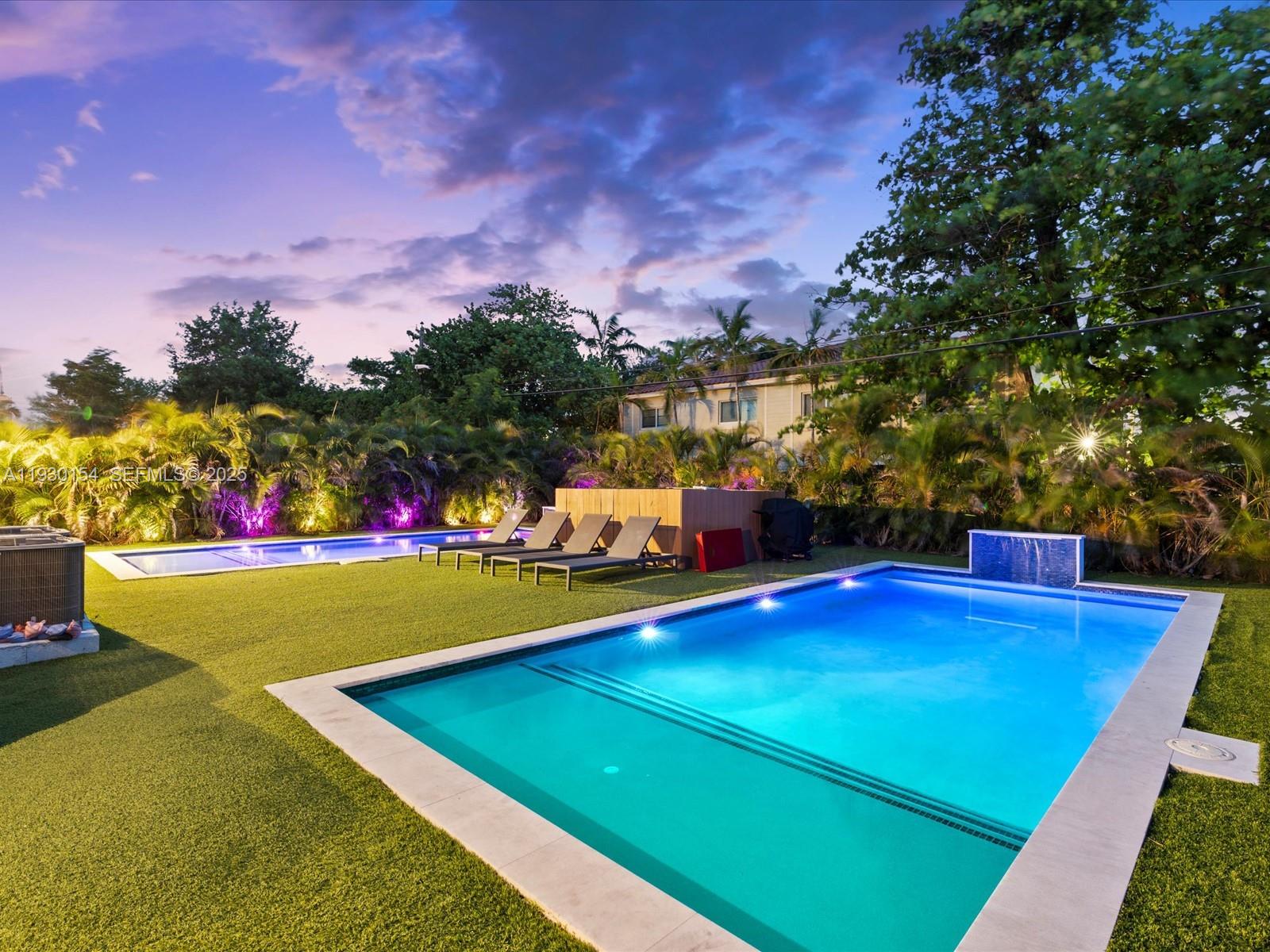 817-819 NW 1st Ave Fort Lauderdale, FL 33311