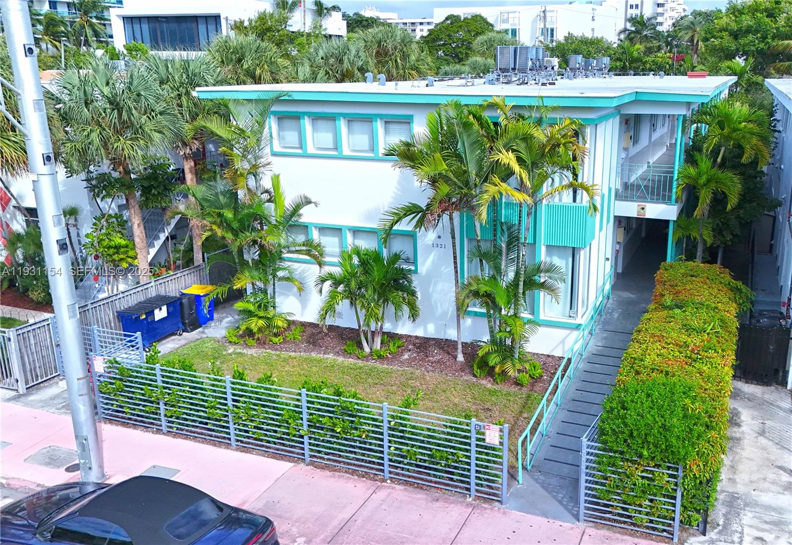 1321 15th St Miami Beach, FL 33139