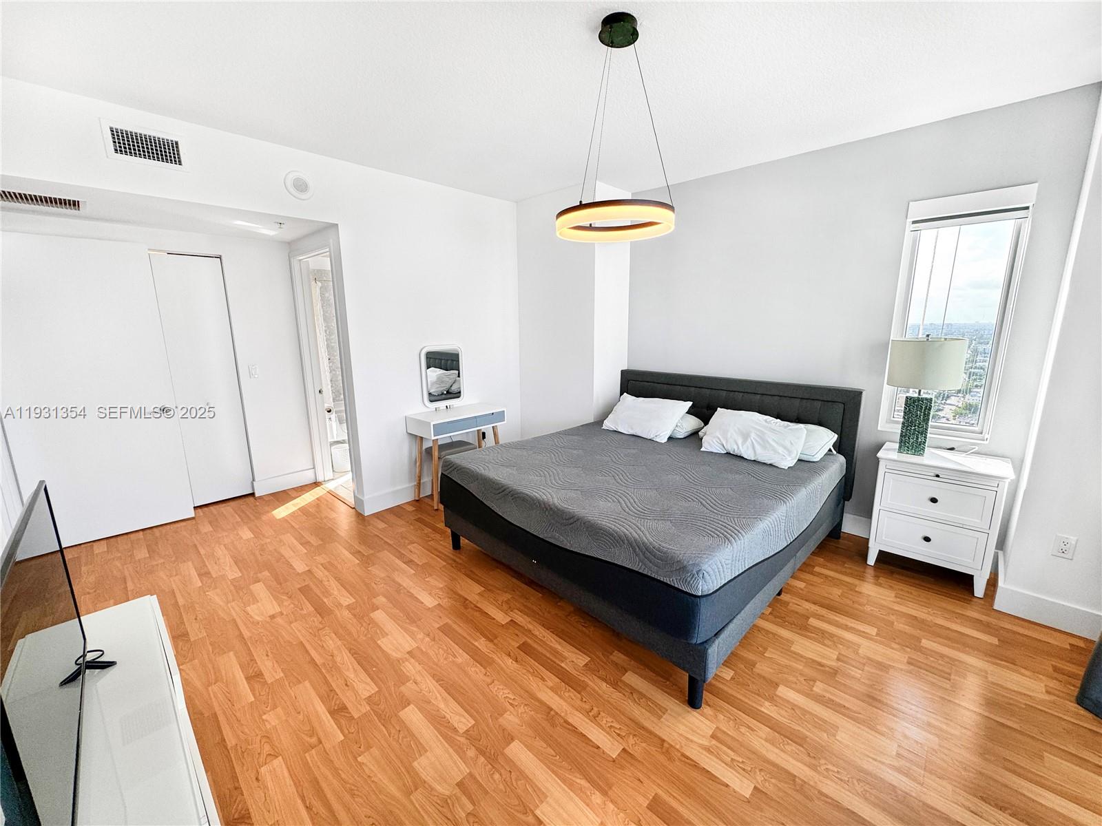 image Latitude on the River11