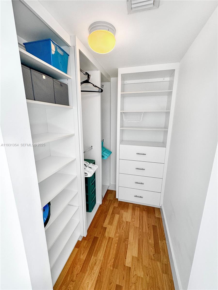 image Latitude on the River18