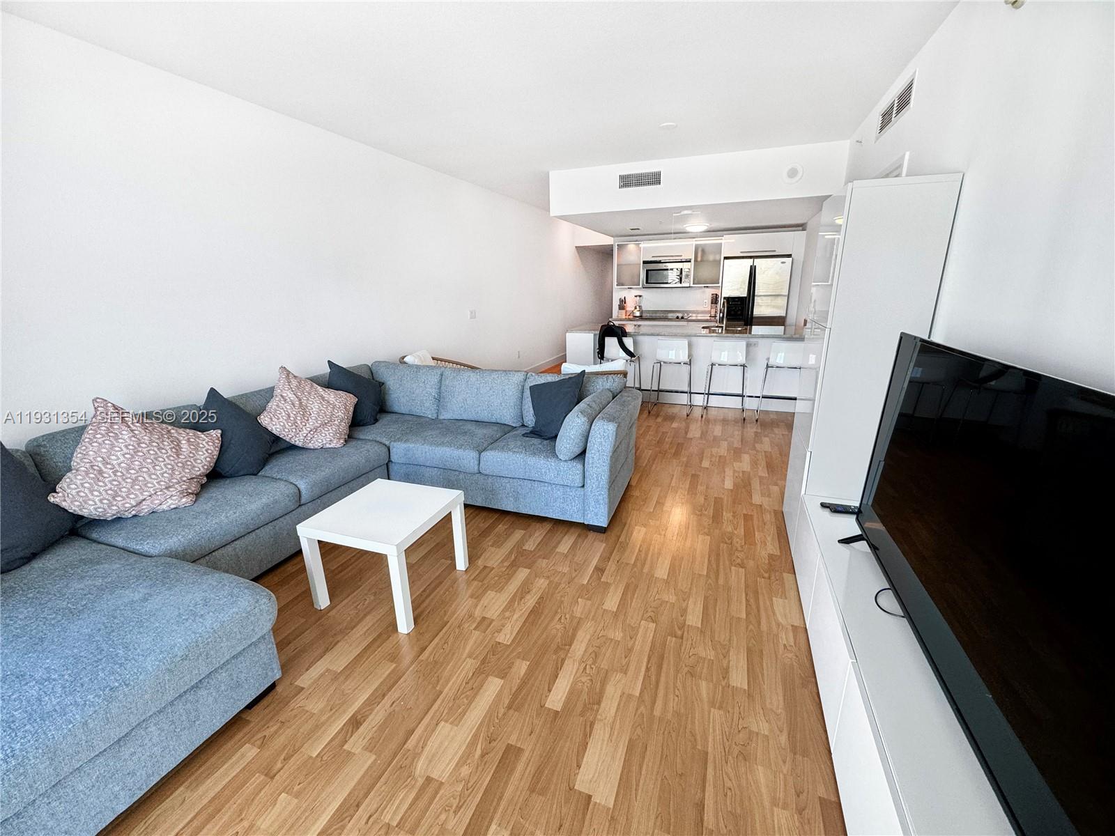 image Latitude on the River6