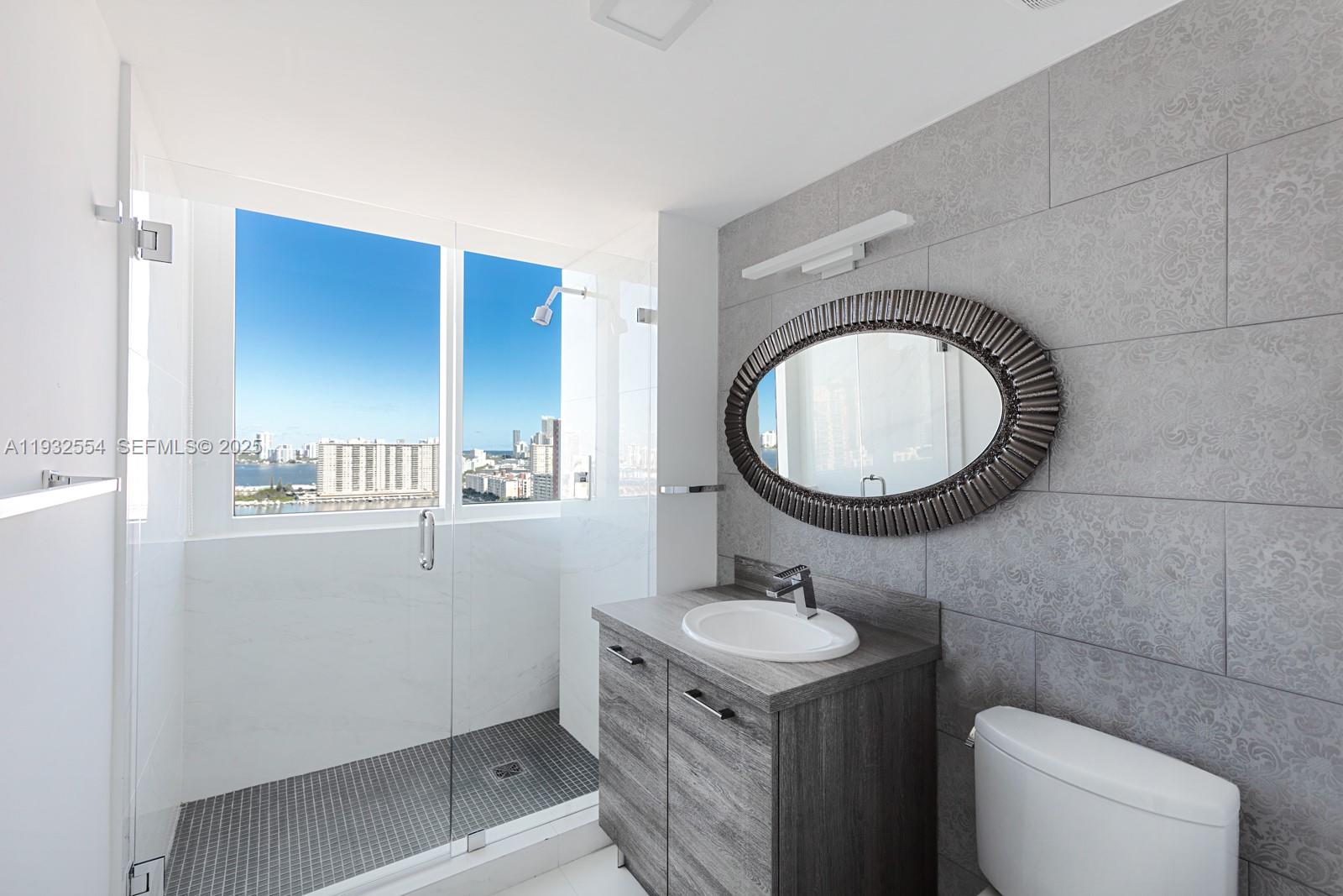 image 400 Sunny Isles14