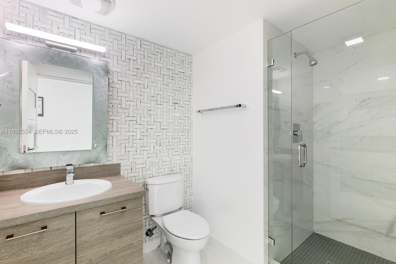 image 400 Sunny Isles17