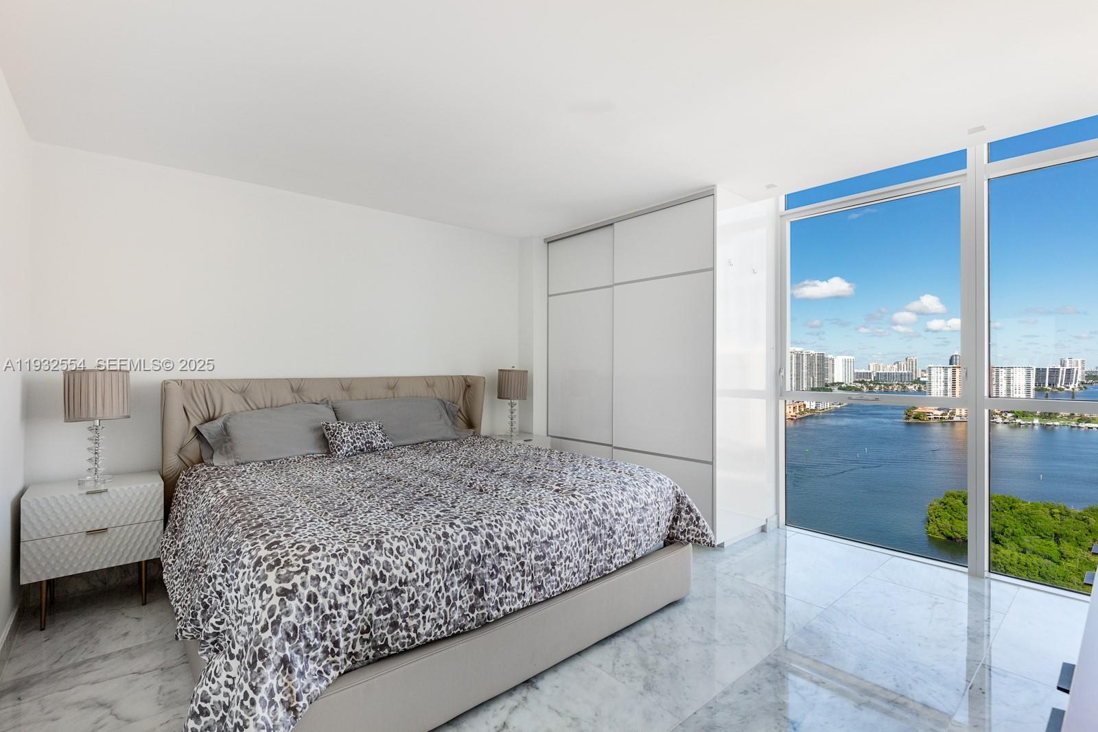 image 400 Sunny Isles19