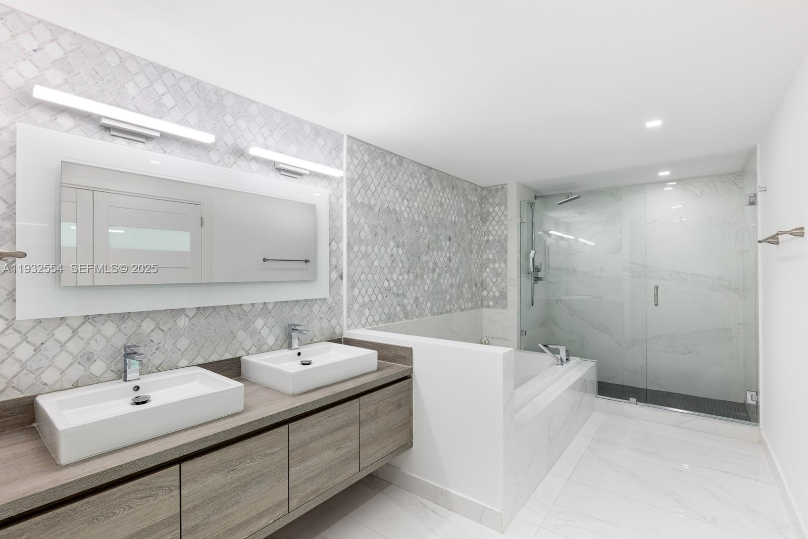 image 400 Sunny Isles26