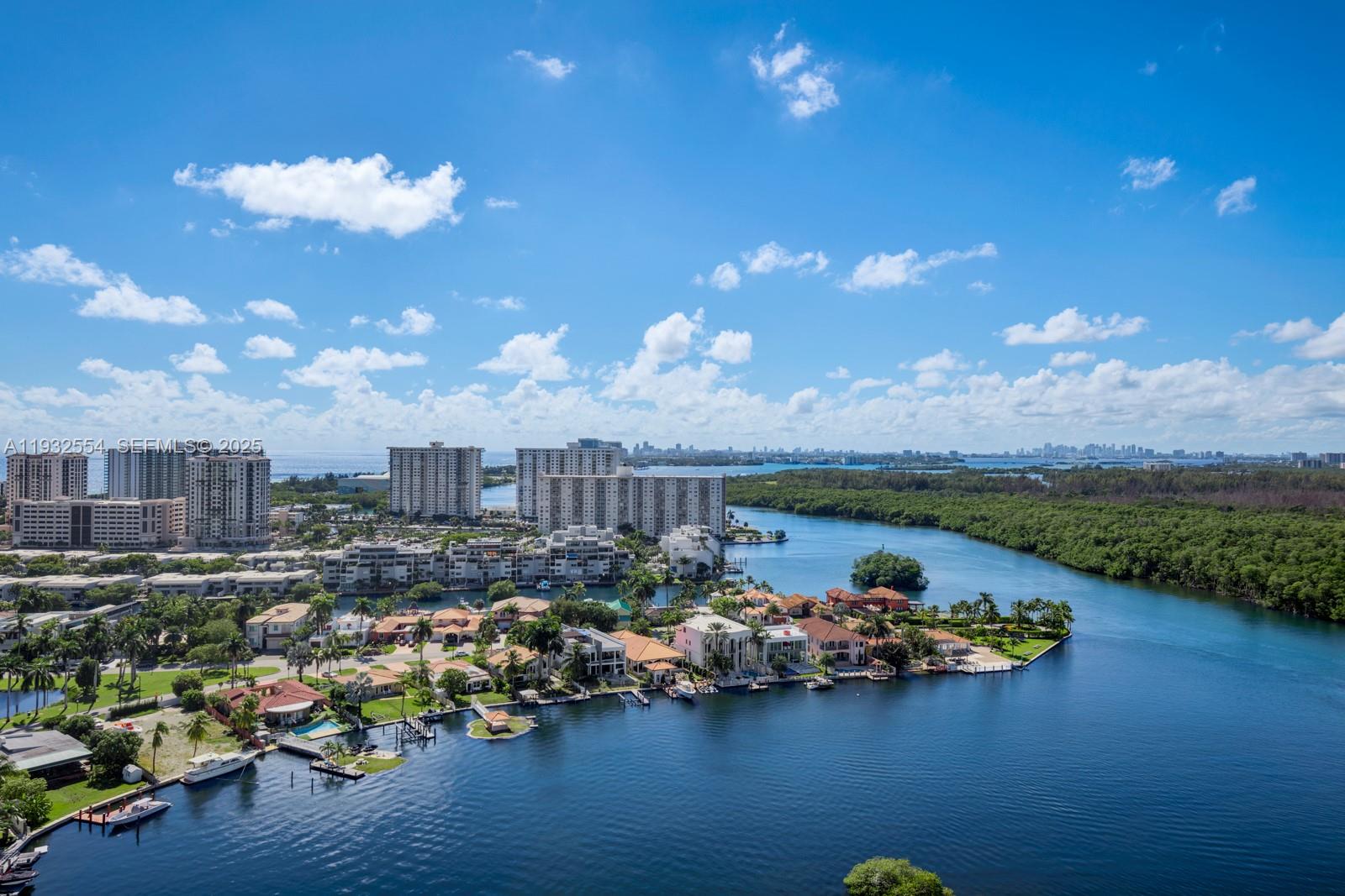 image 400 Sunny Isles30