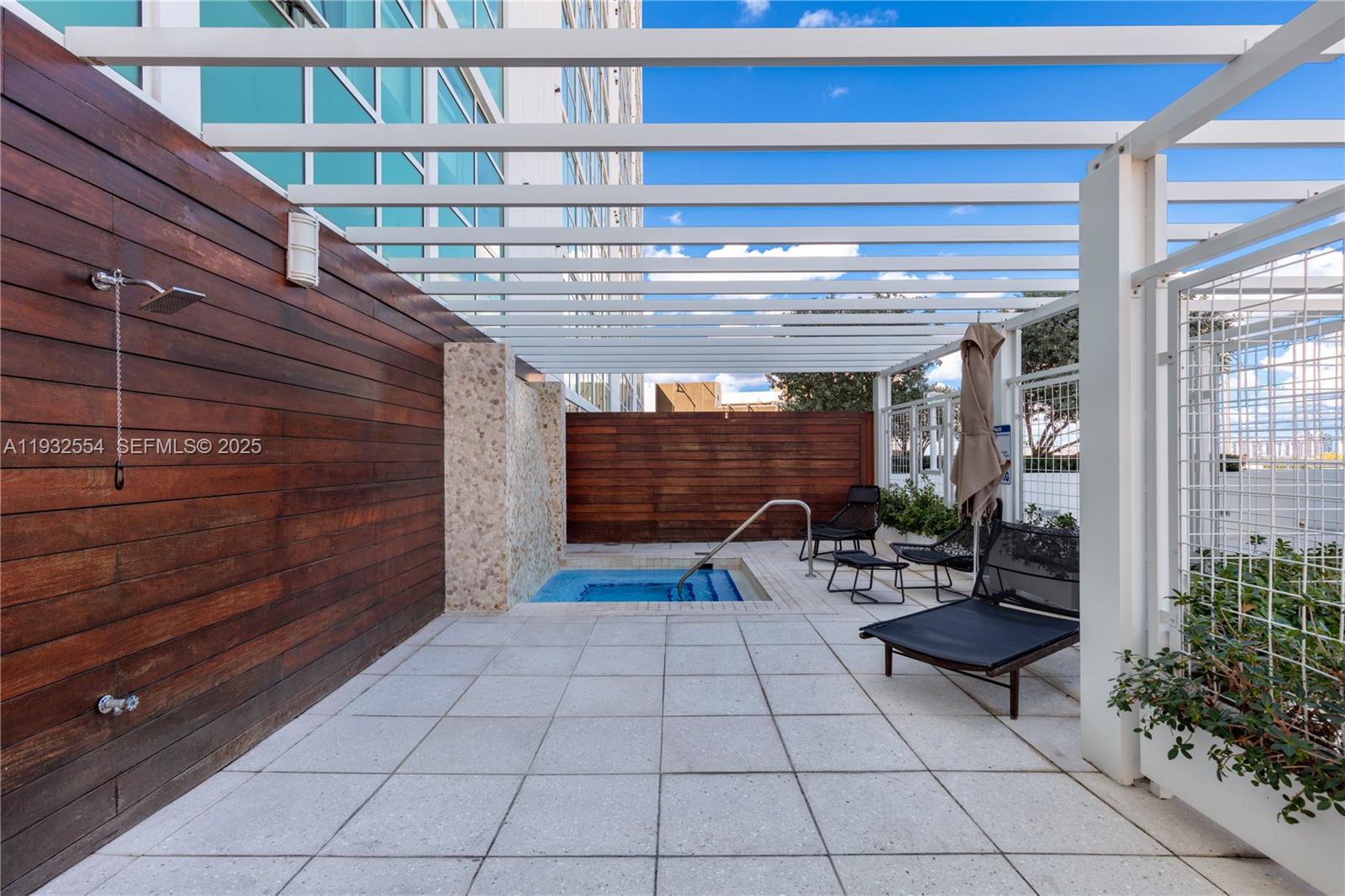 image 400 Sunny Isles35