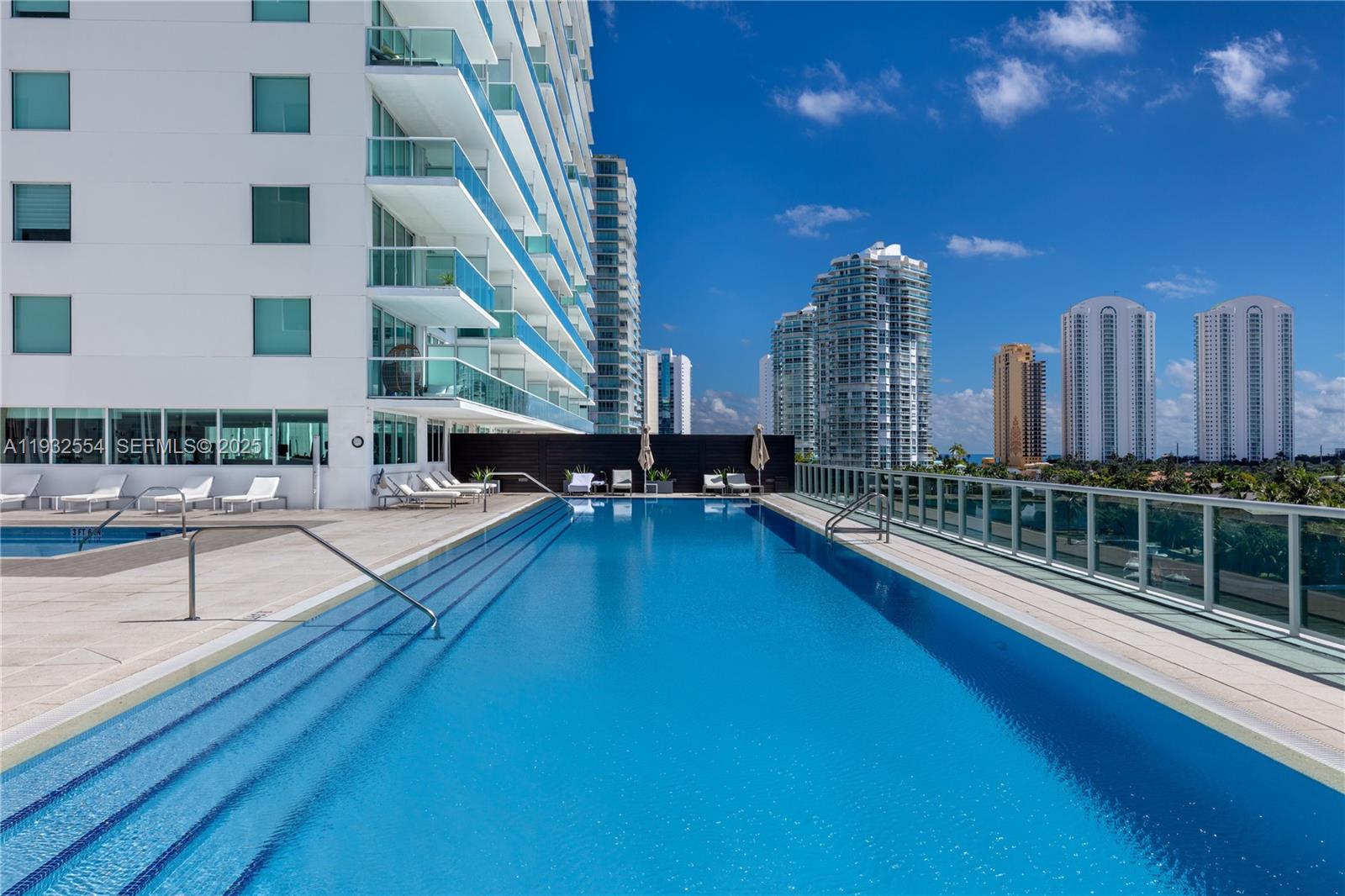image 400 Sunny Isles38