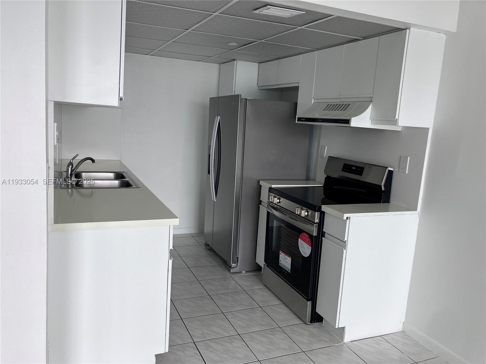 17500 N Bay Rd #S707 Sunny Isles Beach, FL 33160