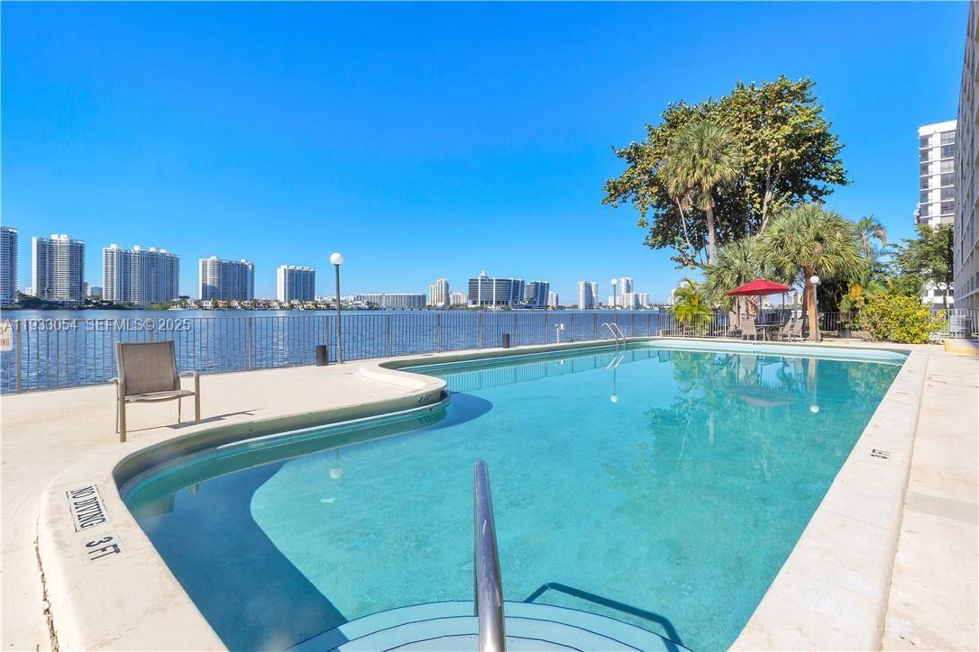 17500 N Bay Rd #S707 Sunny Isles Beach, FL 33160