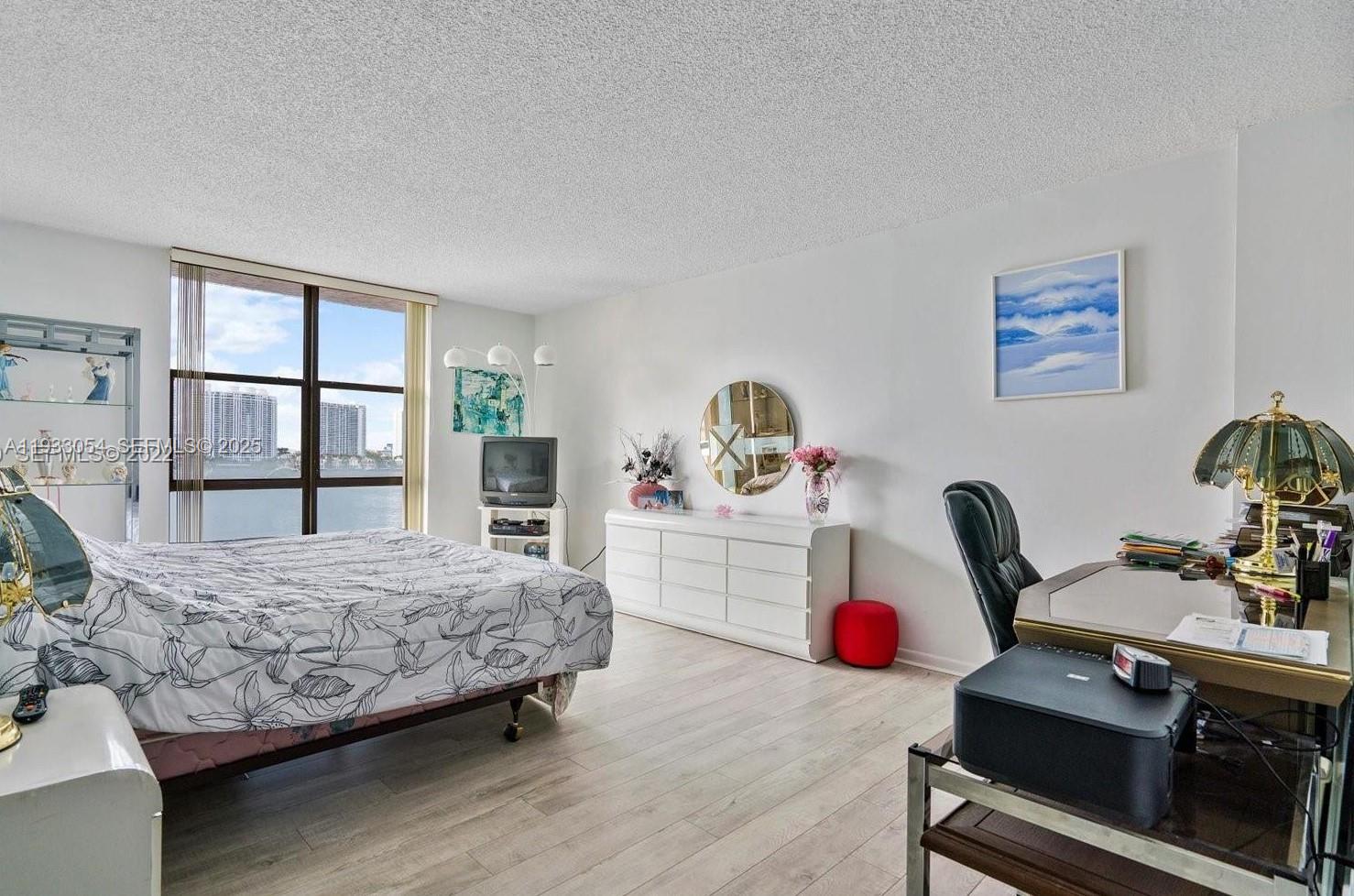 17500 N Bay Rd #S707 Sunny Isles Beach, FL 33160