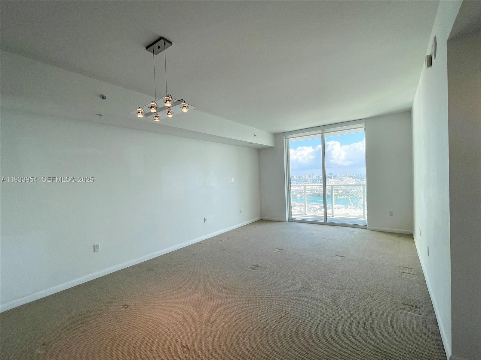 image Vizcayne South13