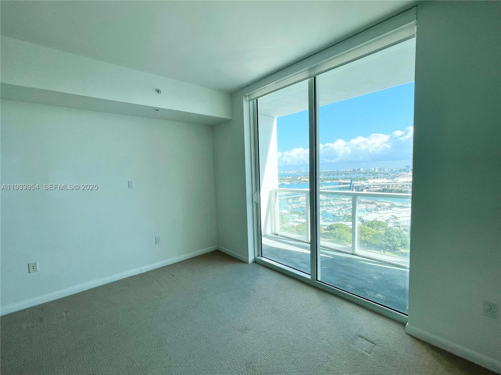 image Vizcayne South17