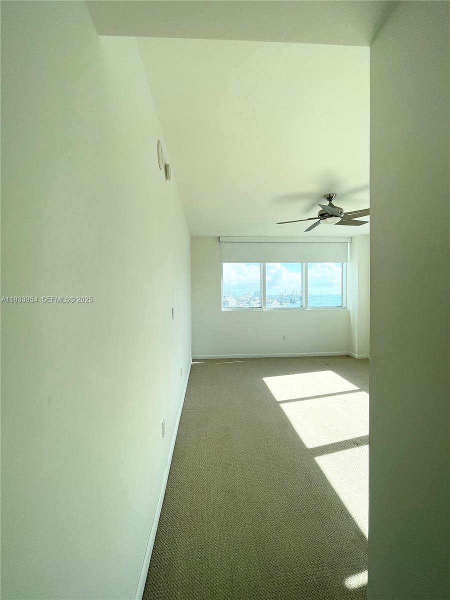 image Vizcayne South35