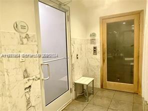 image Vizcayne South54