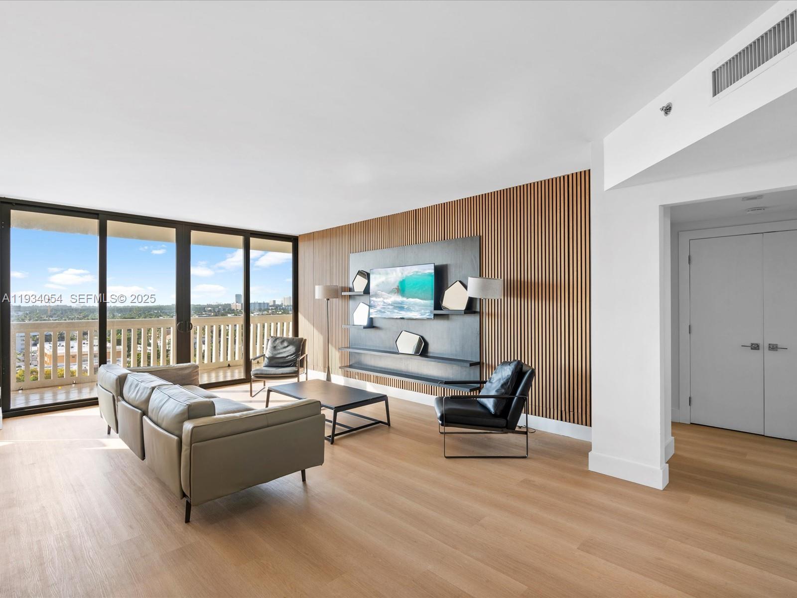 2000 Island Blvd #903 Aventura, FL 33160