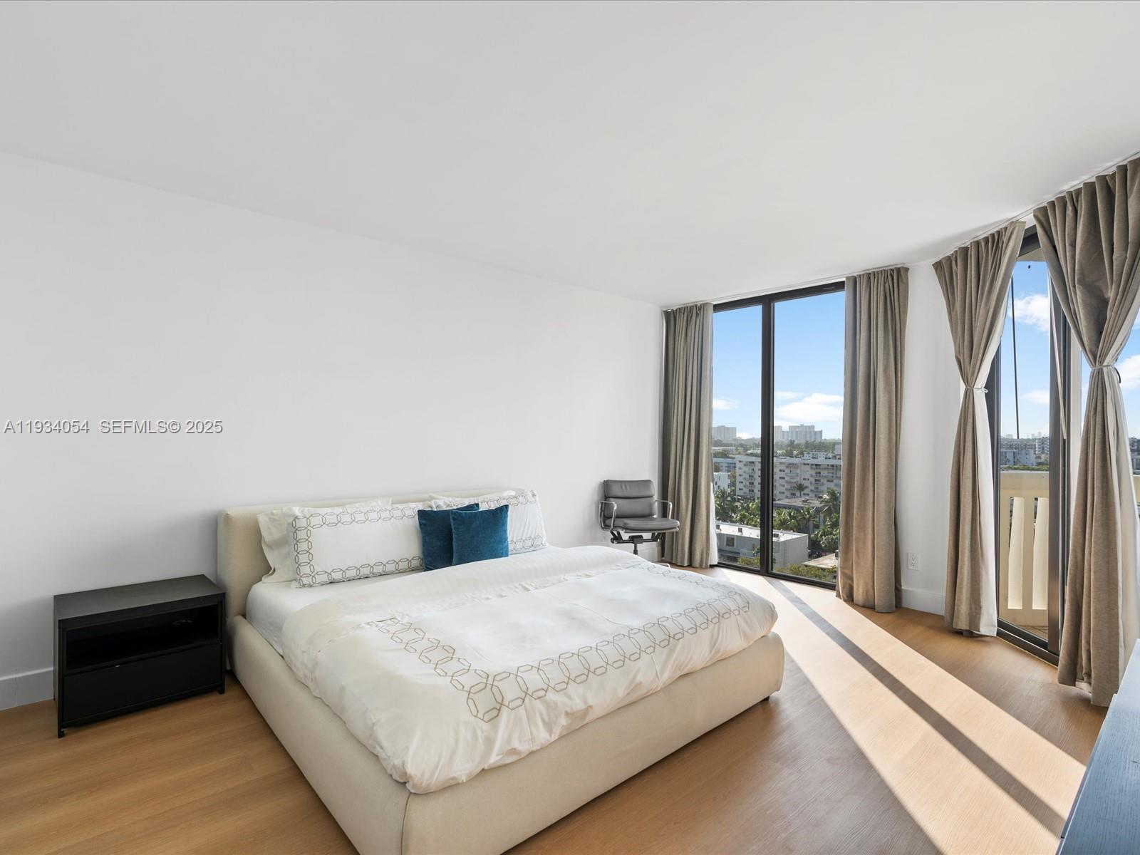 2000 Island Blvd #903 Aventura, FL 33160