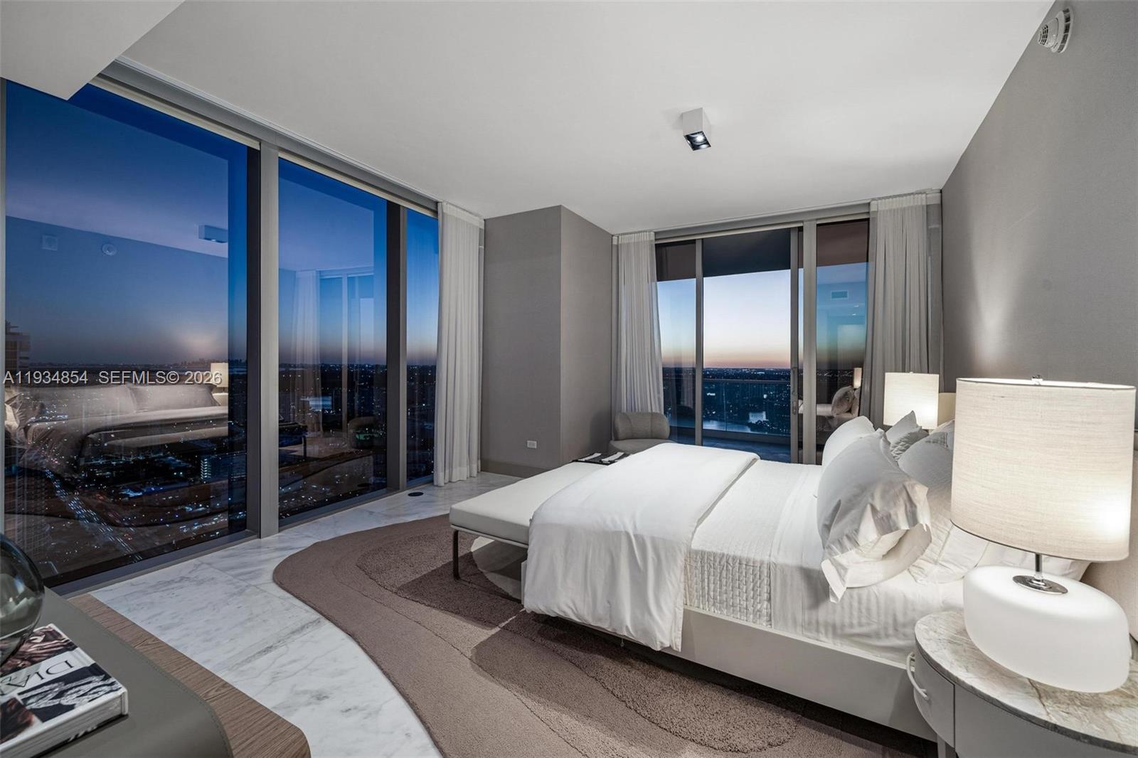 18501 Collins Ave #4003/4004 Sunny Isles Beach, FL 33160