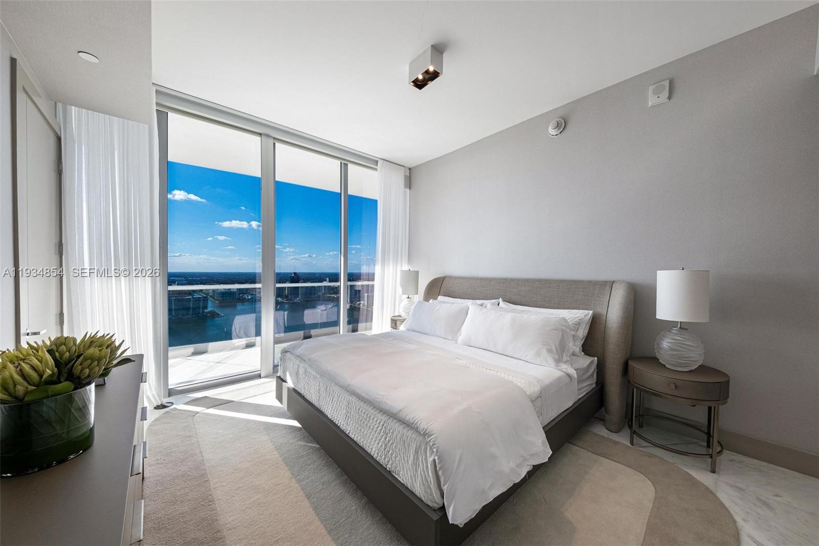 18501 Collins Ave #4003/4004 Sunny Isles Beach, FL 33160