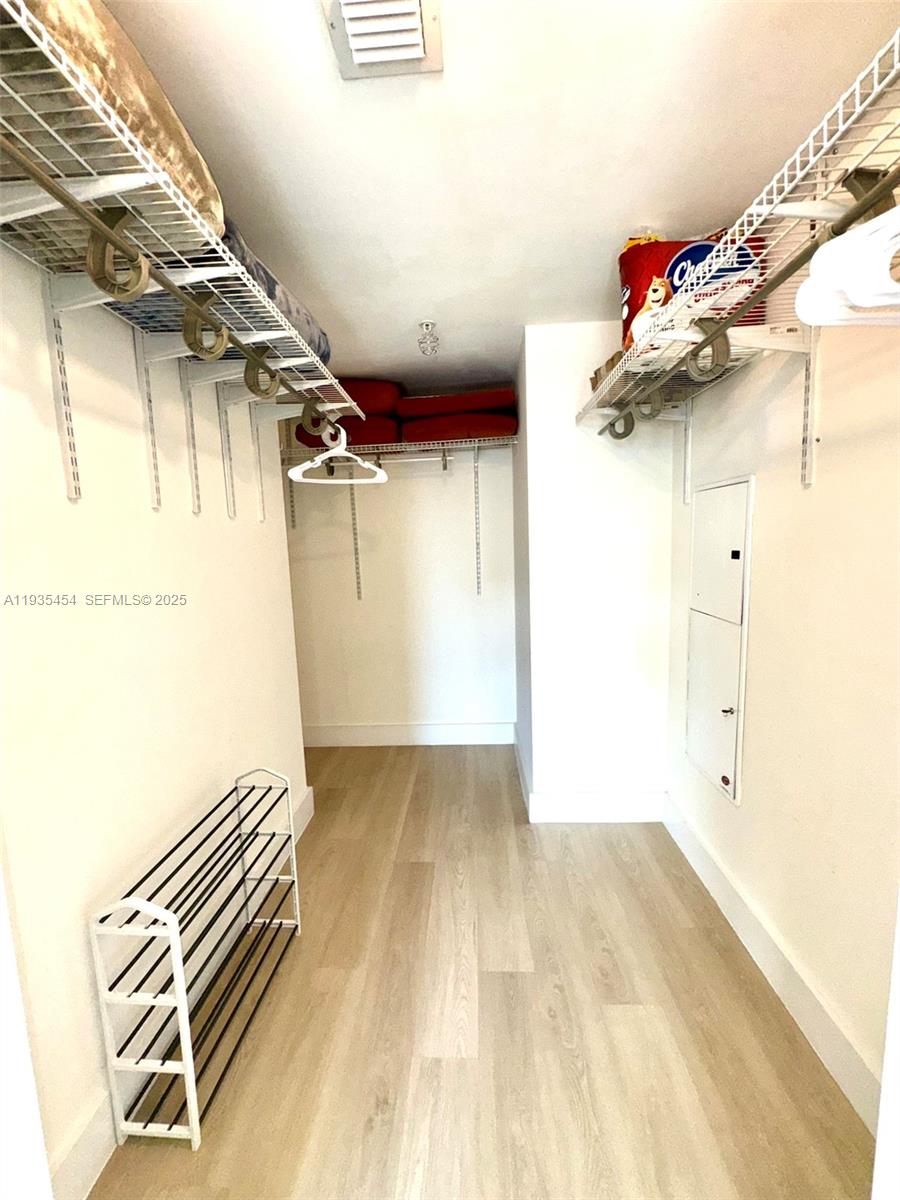 image Latitude on the River14