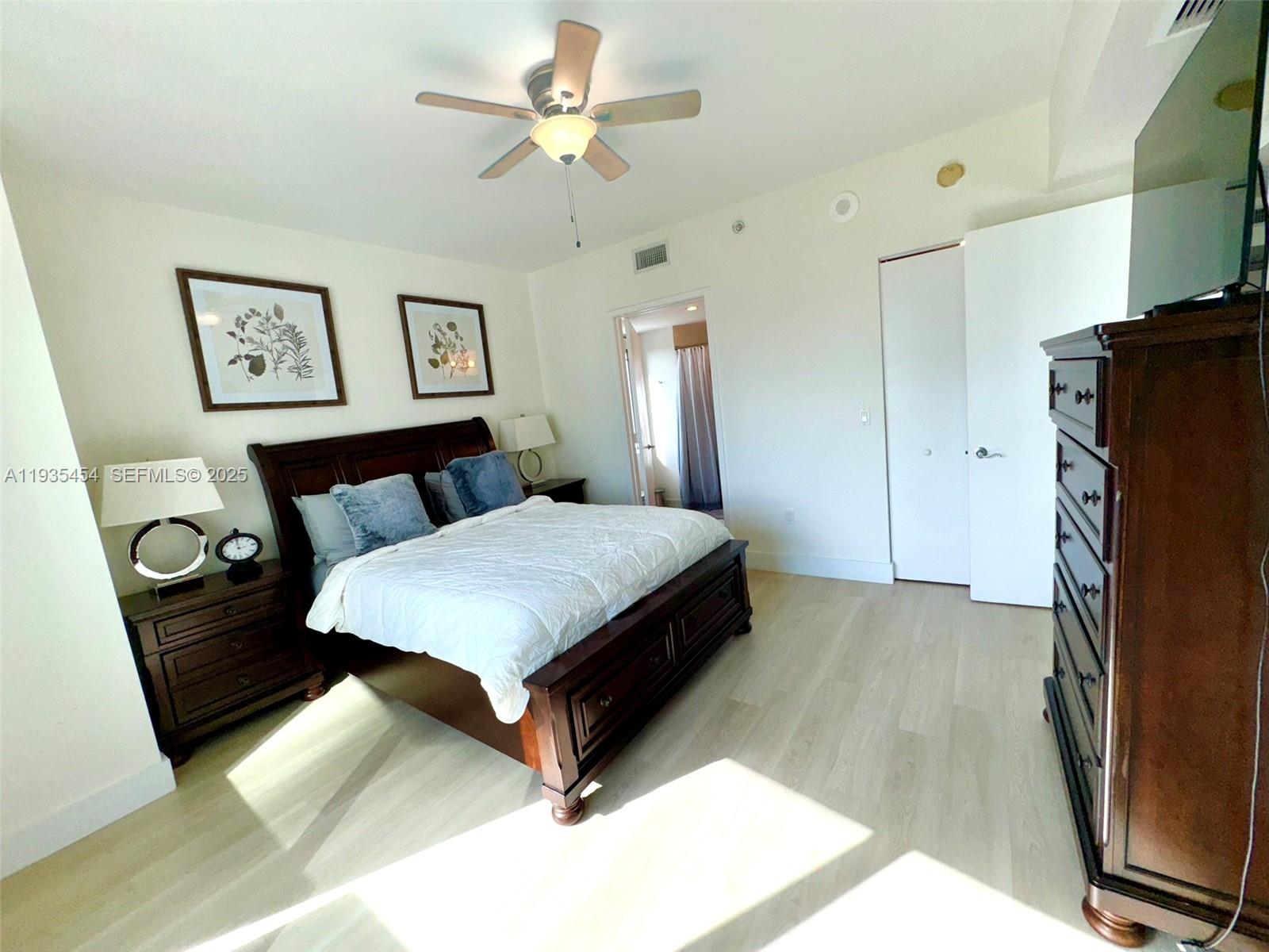 image Latitude on the River16