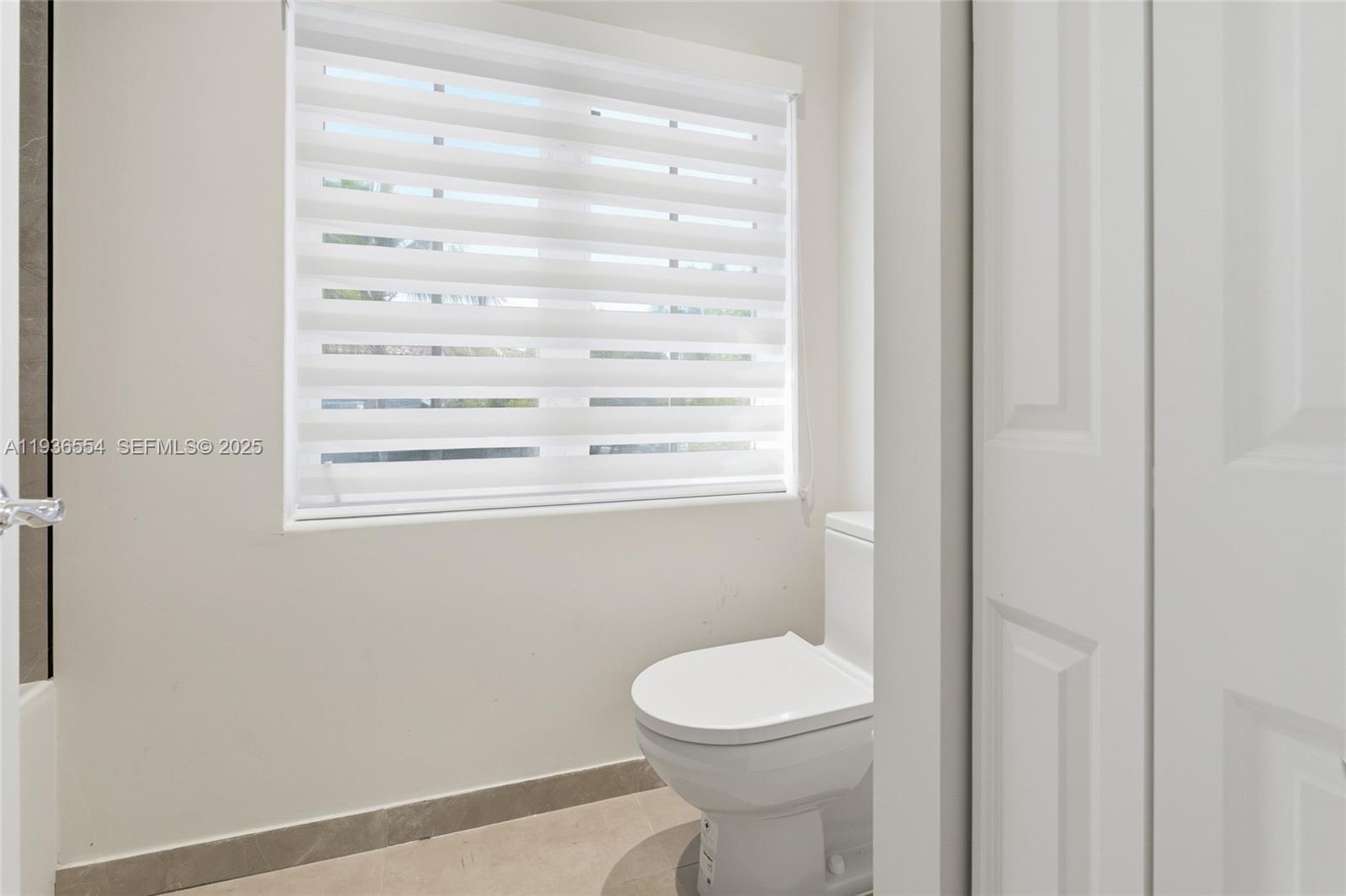 3135 Ne 211st St Aventura, FL 33180