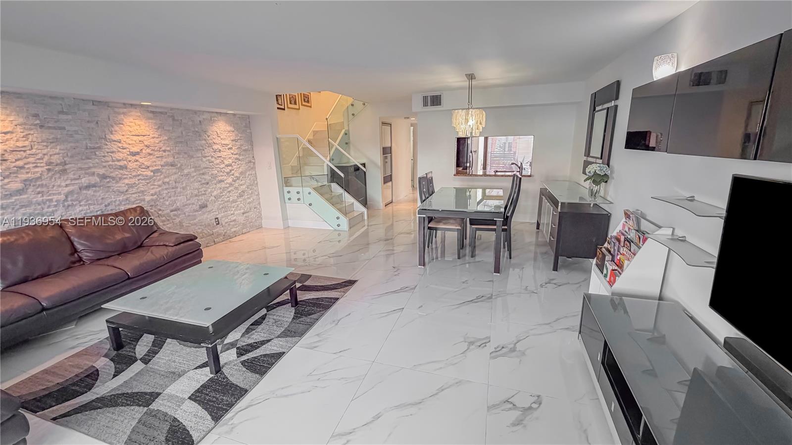 3525 Magellan Cir Aventura, FL 33180