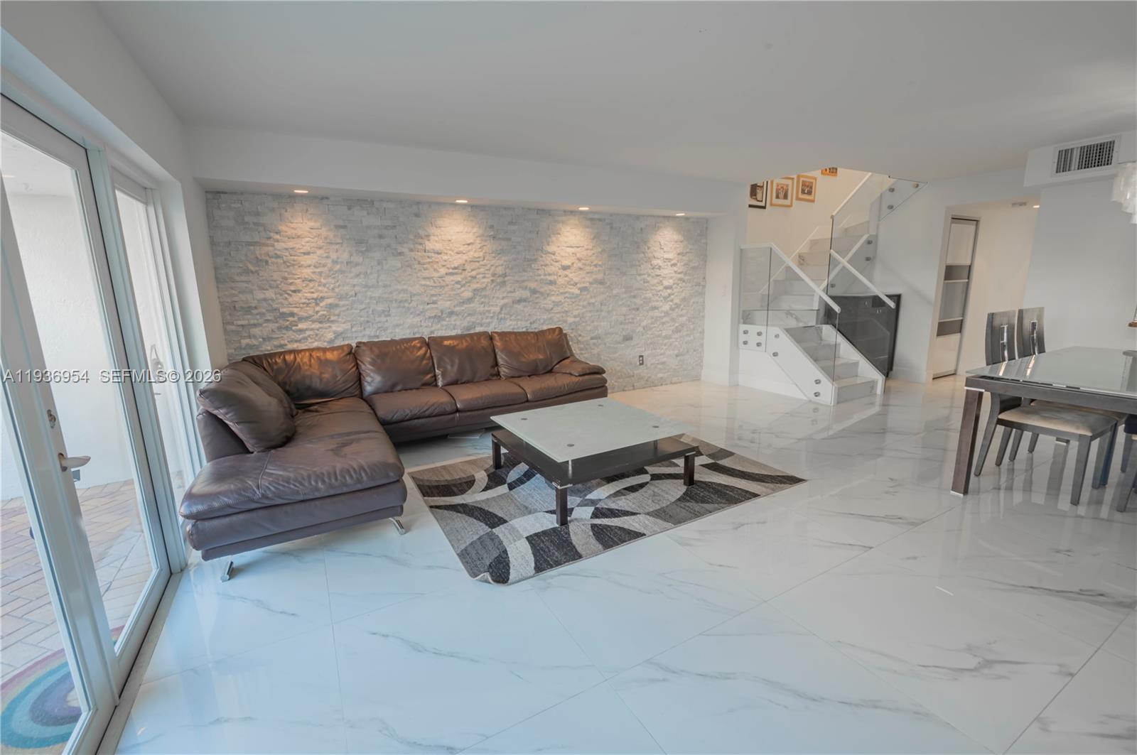 3525 Magellan Cir Aventura, FL 33180