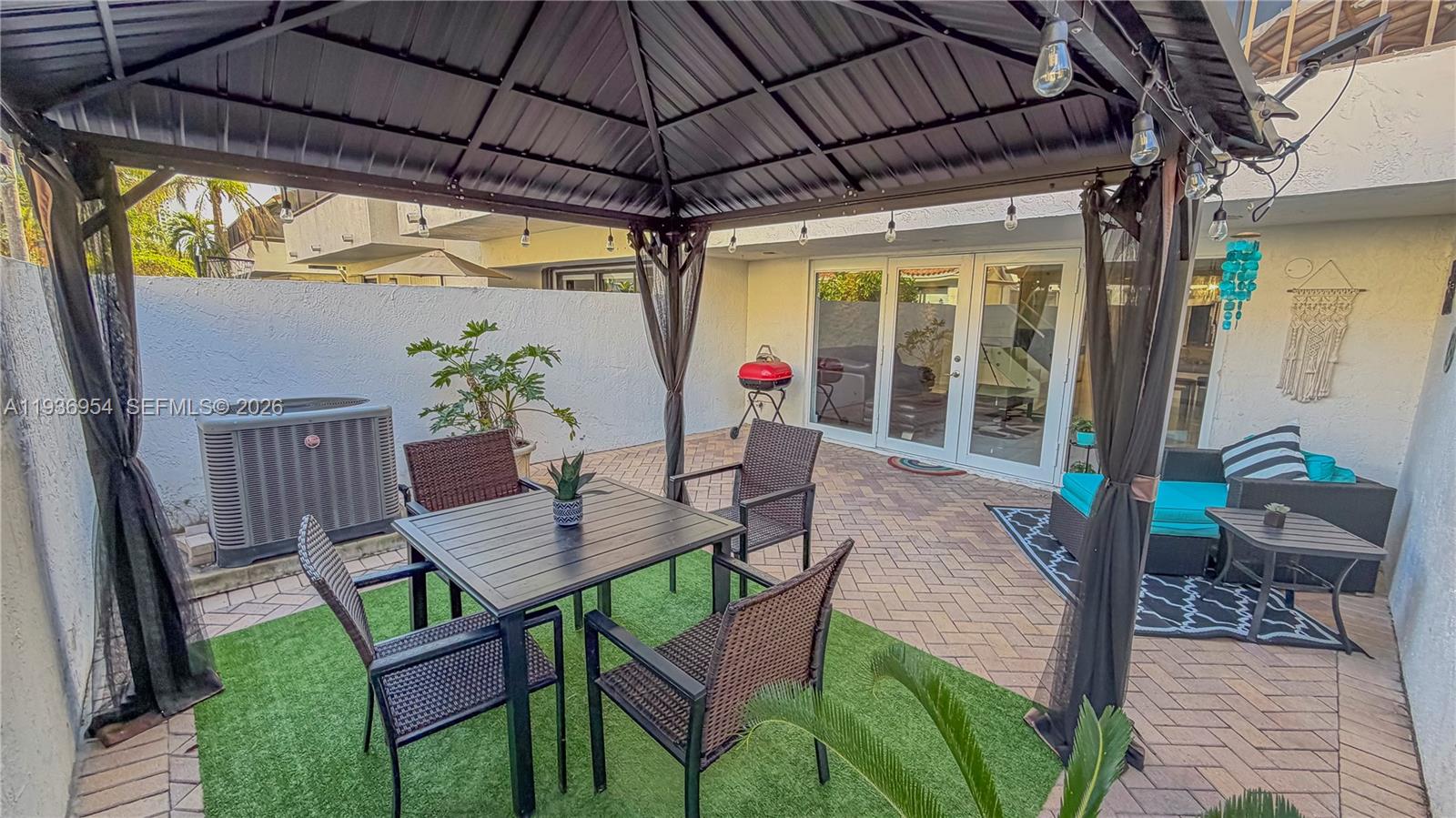 3525 Magellan Cir Aventura, FL 33180