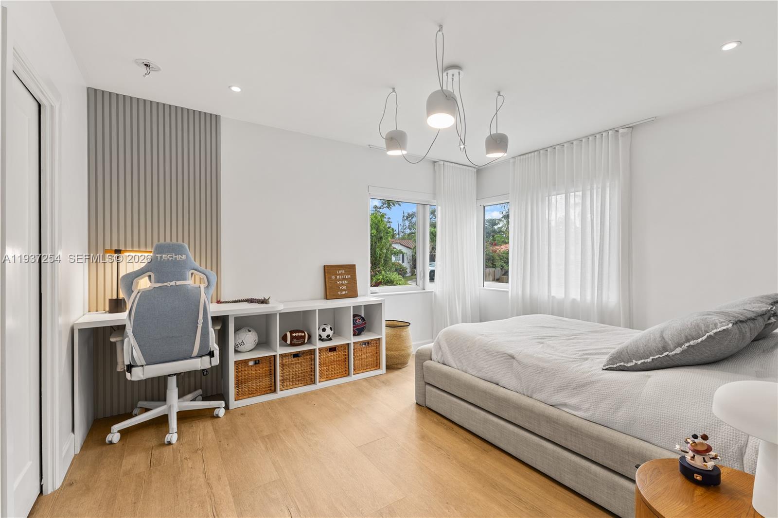 800 NE 72nd St Miami, FL 33138