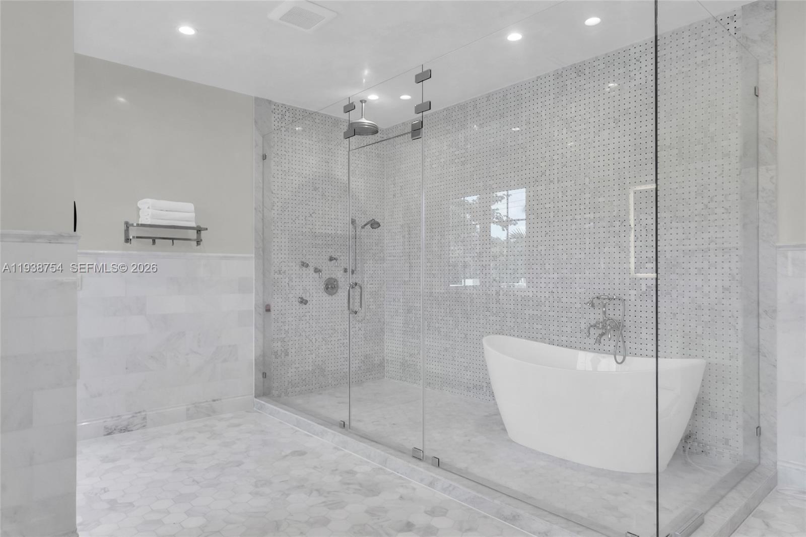 1311 Alhambra Cir Coral Gables, FL 33134