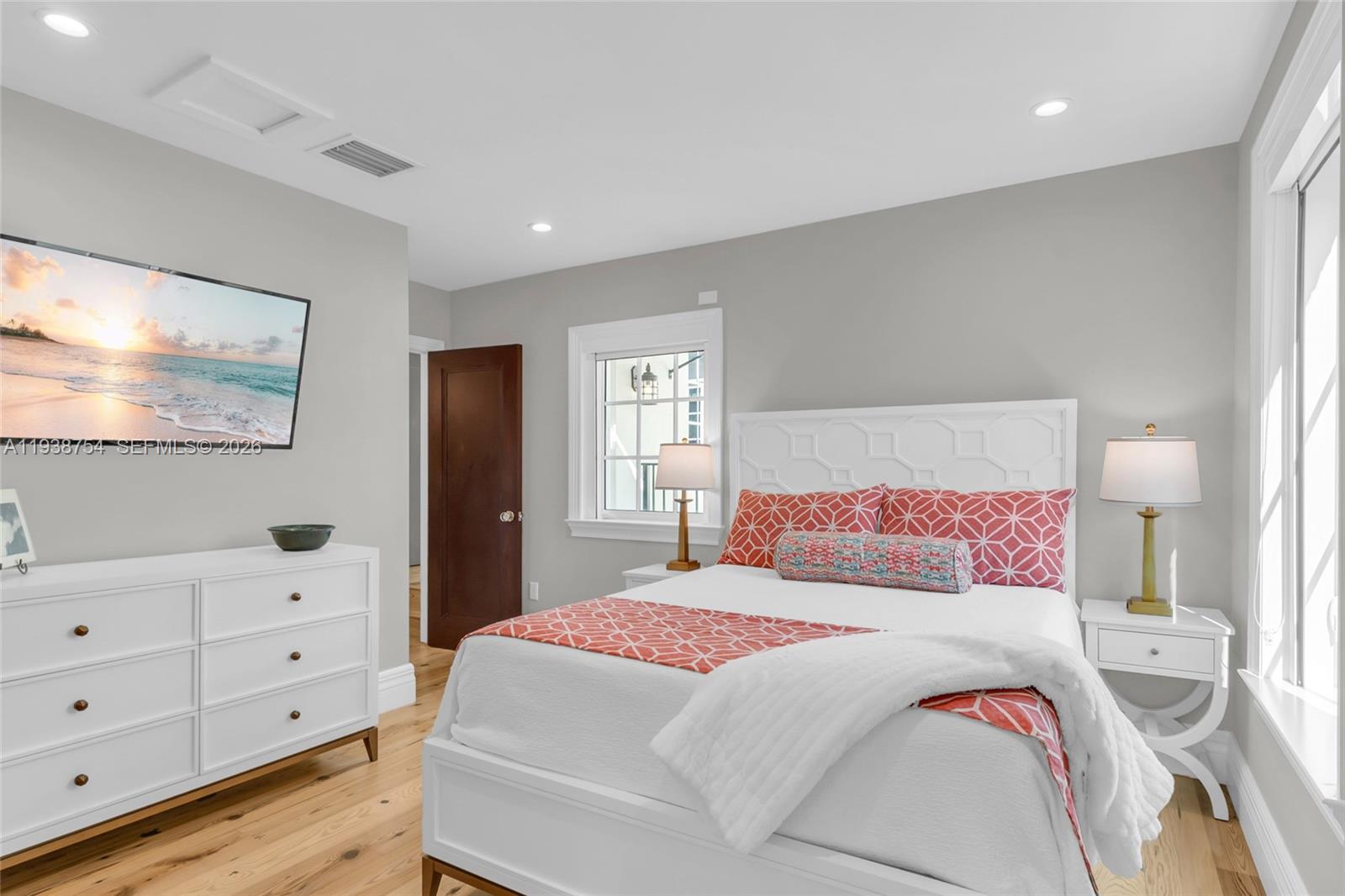 1311 Alhambra Cir Coral Gables, FL 33134