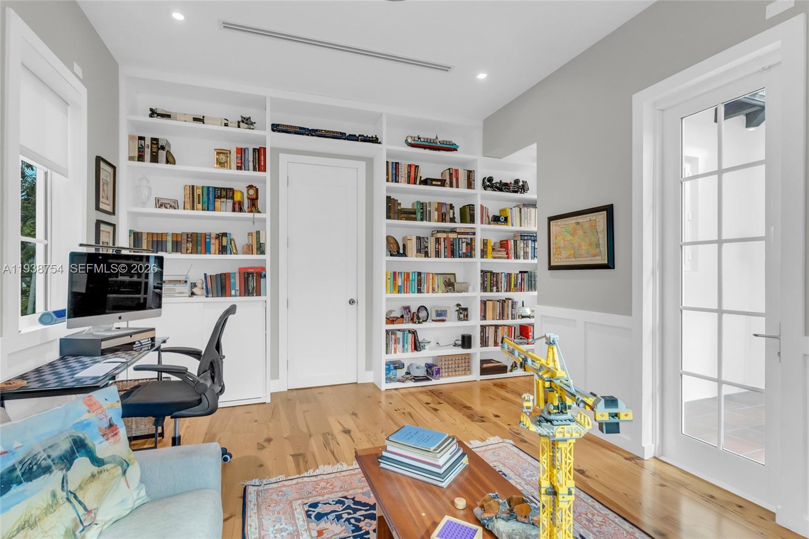 1311 Alhambra Cir Coral Gables, FL 33134