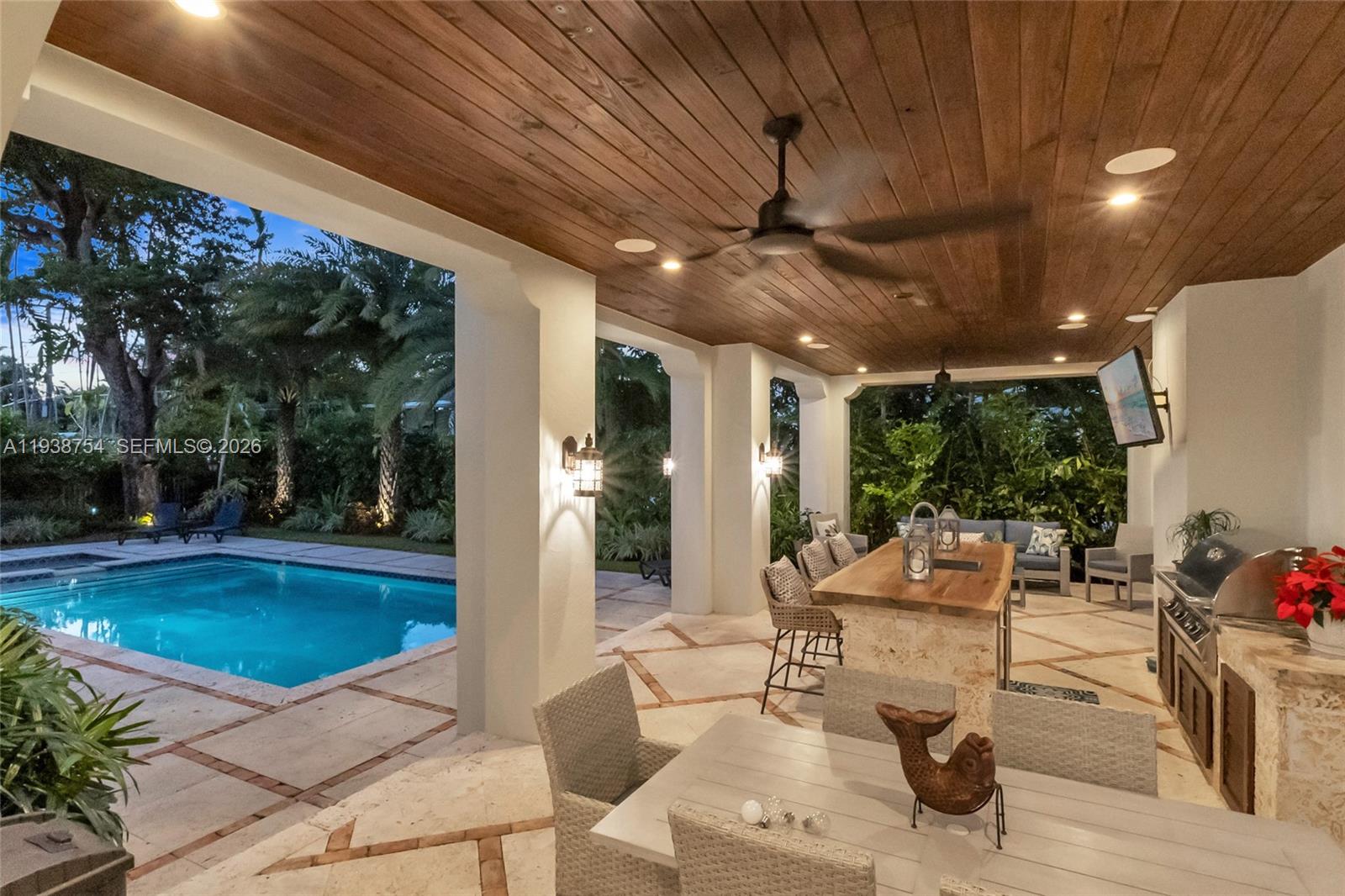 1311 Alhambra Cir Coral Gables, FL 33134