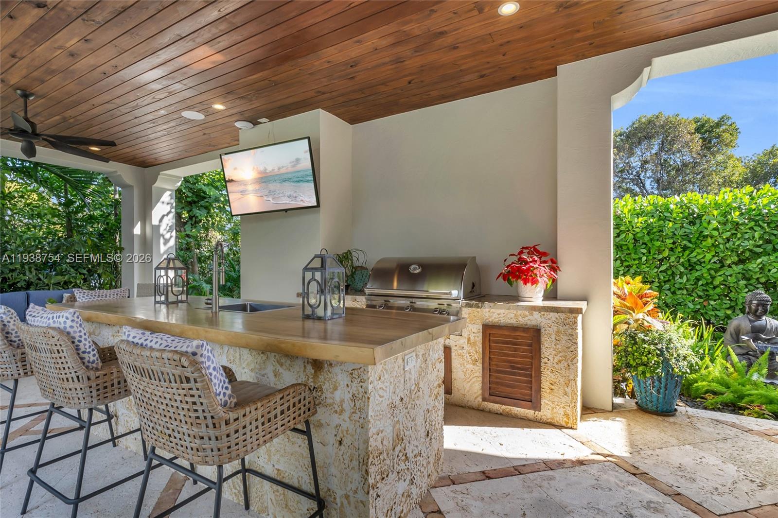 1311 Alhambra Cir Coral Gables, FL 33134