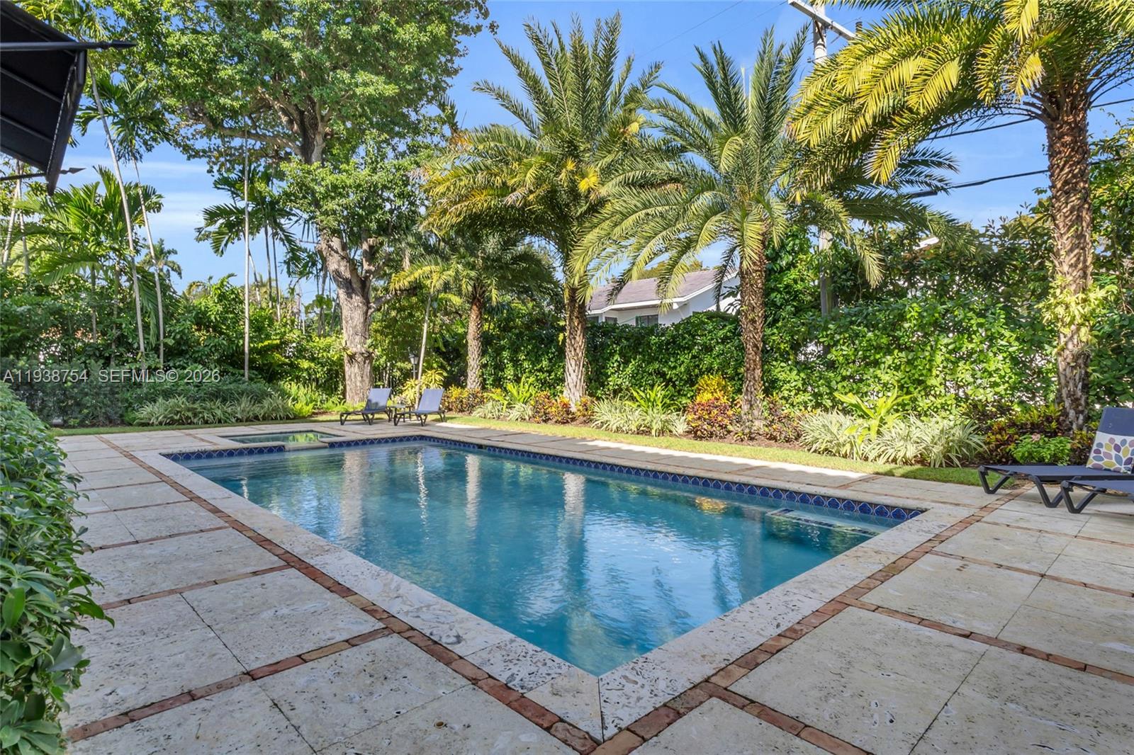 1311 Alhambra Cir Coral Gables, FL 33134