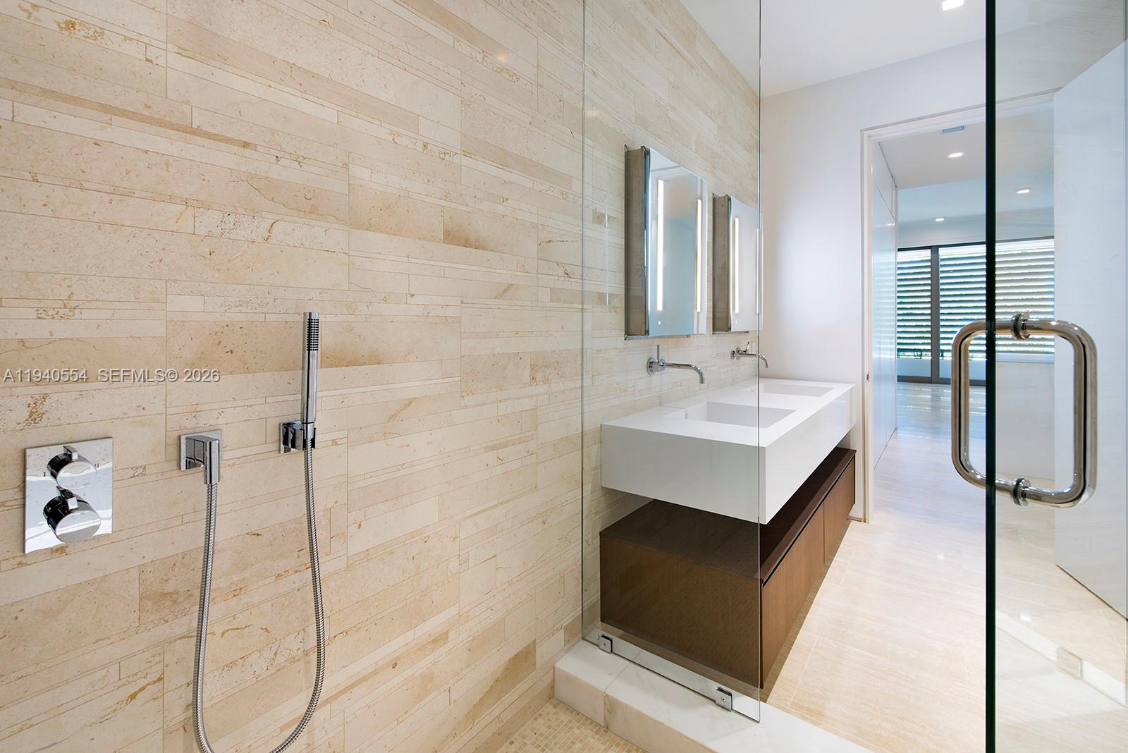 311 Meridian Ave #302 Miami Beach, FL 33139